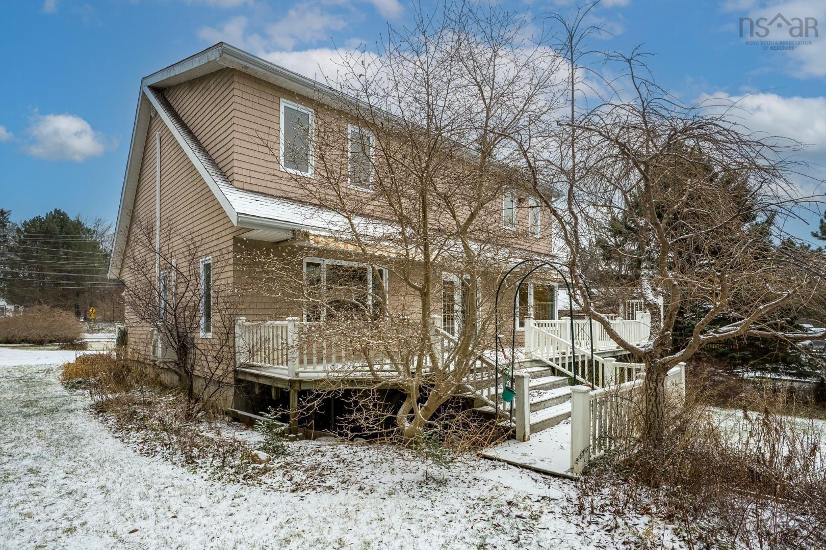 $799,900.00: 6146 St. Margaret