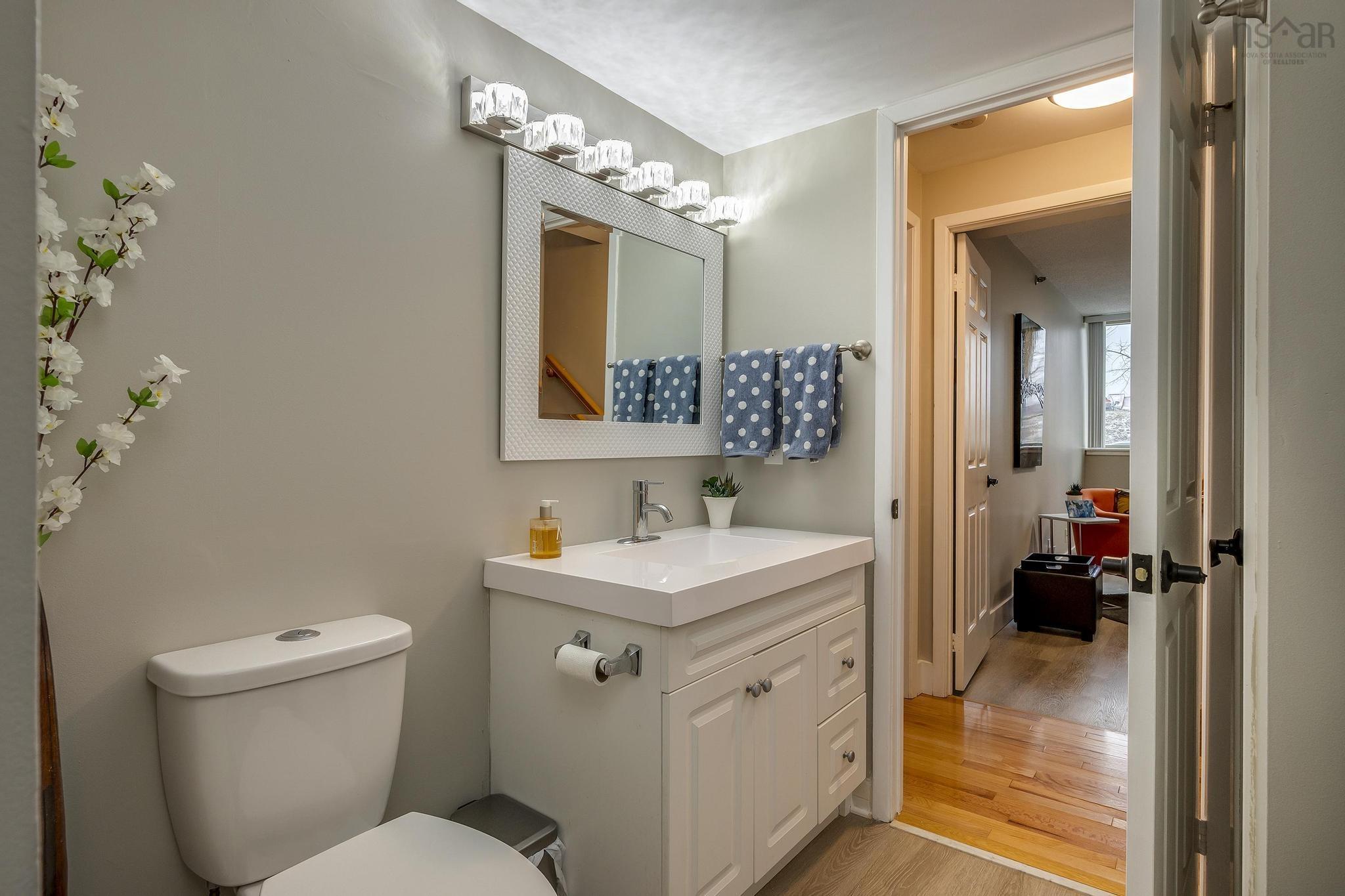 $435,000.00: 111 1 Prince Street, Dartmouth