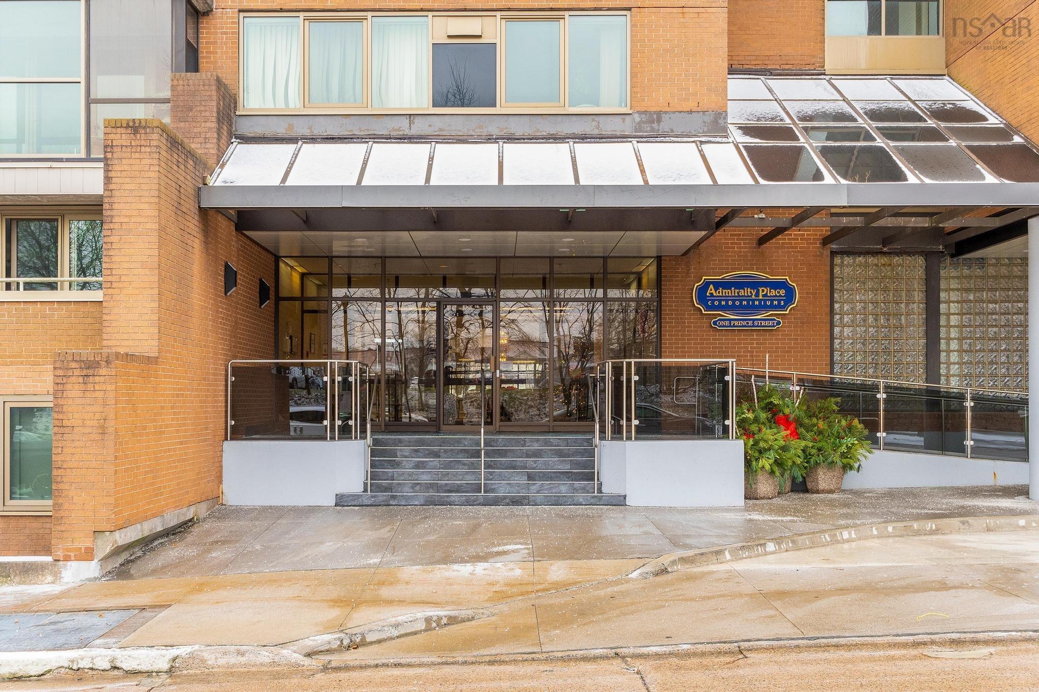 $435,000.00: 111 1 Prince Street, Dartmouth