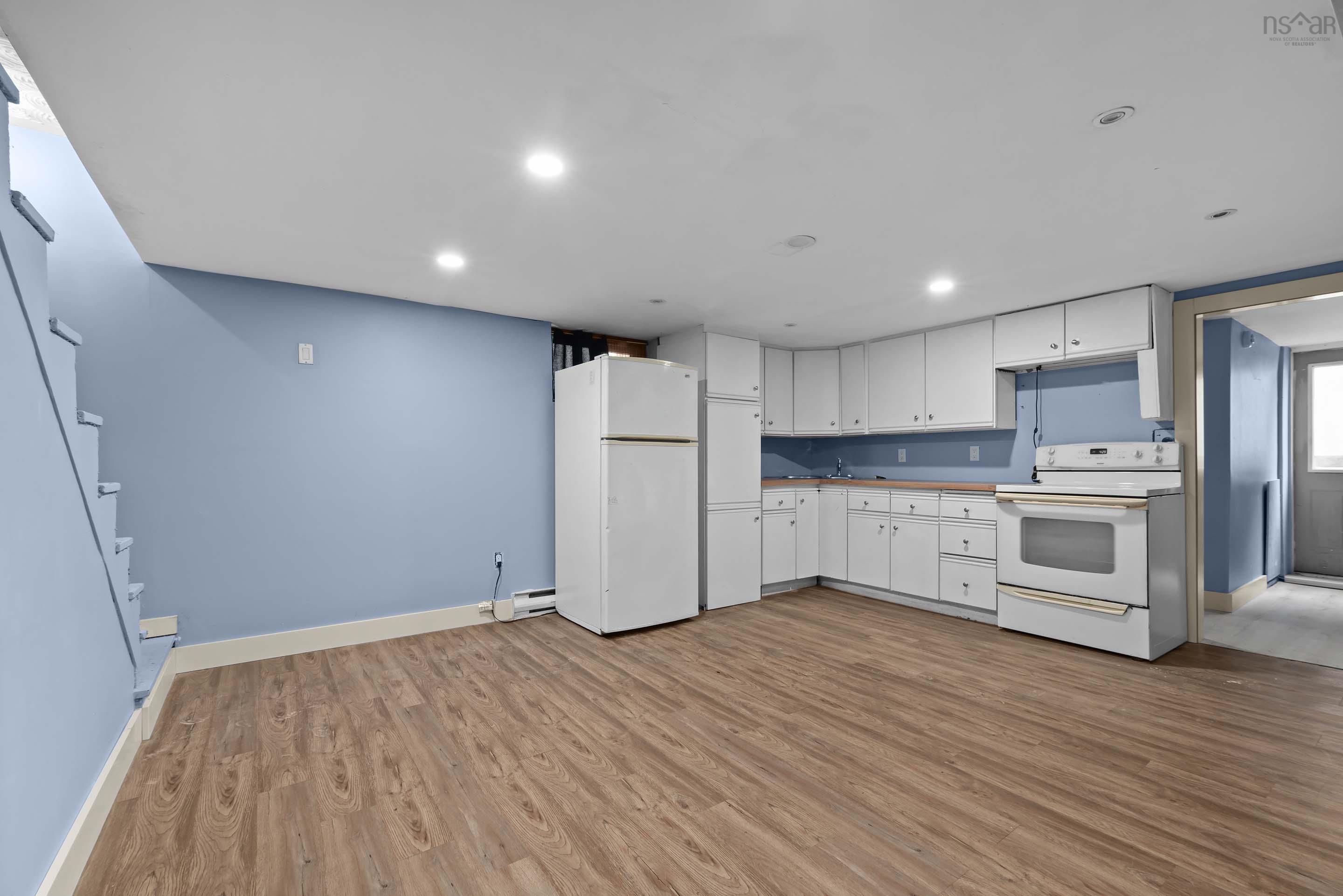 $499,900.00: 287 Main Street, Dartmouth