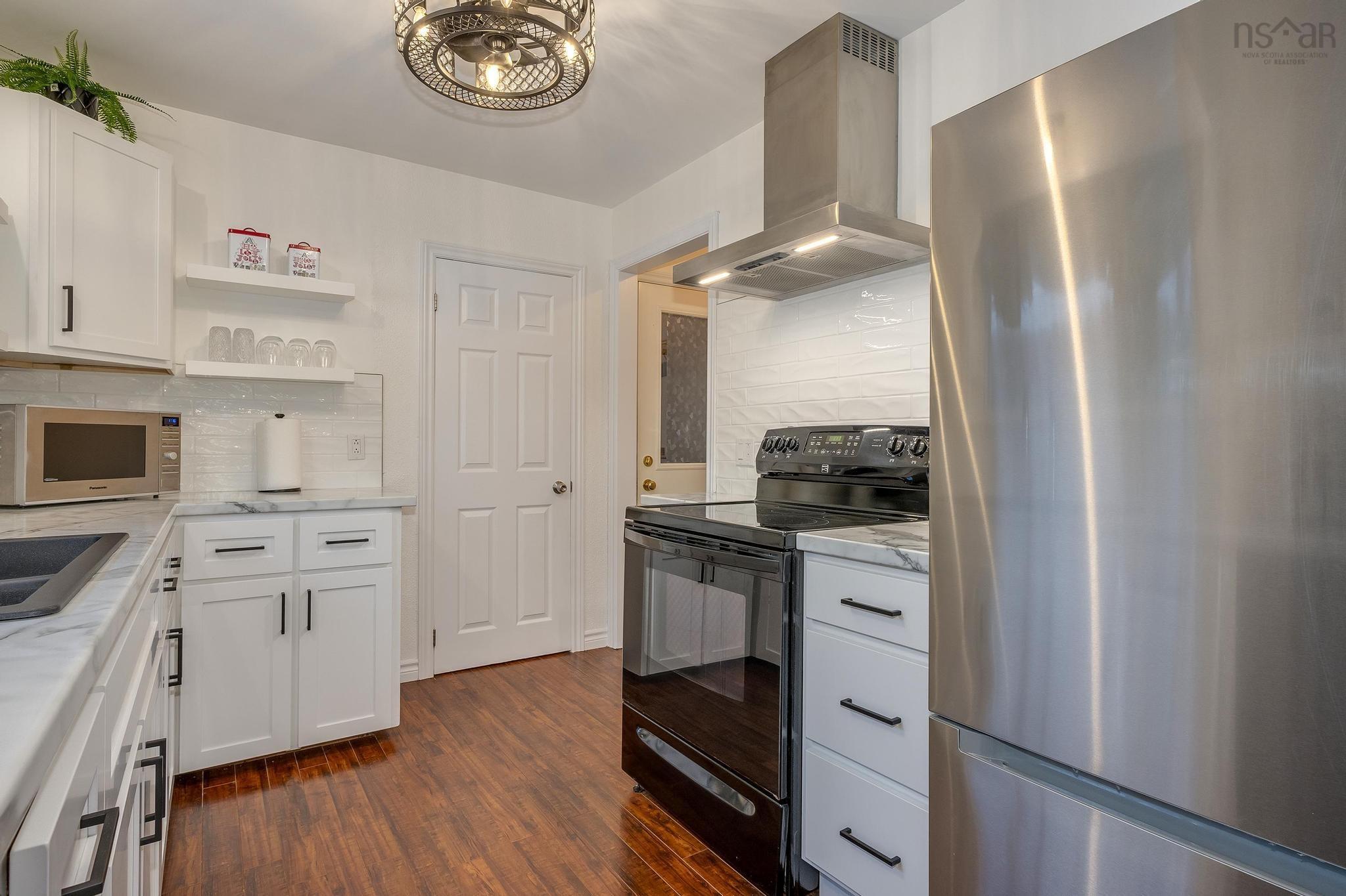 $524,900.00: 21 Tamarack Circle, Lower Sackville