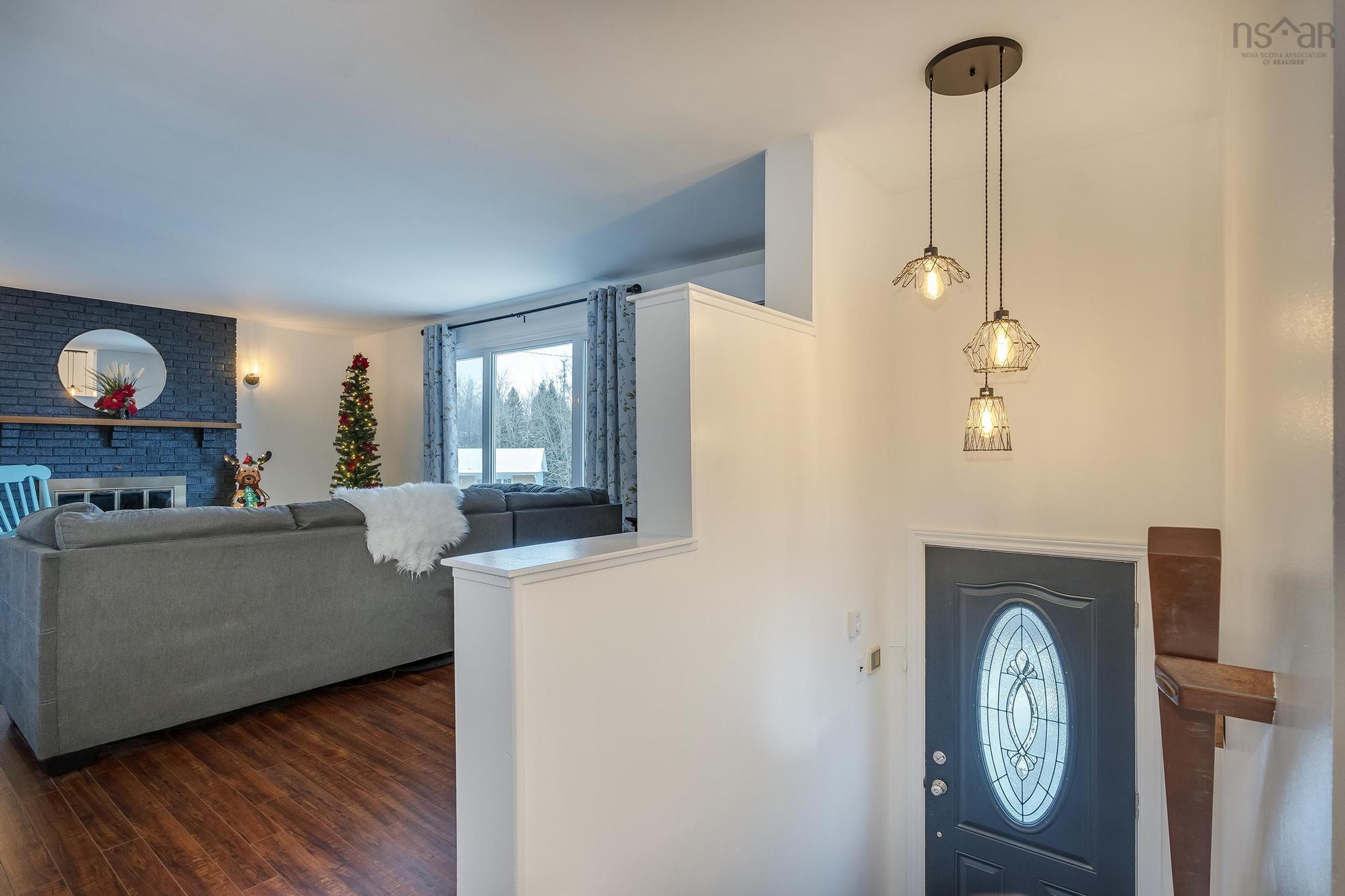 $524,900.00: 21 Tamarack Circle, Lower Sackville