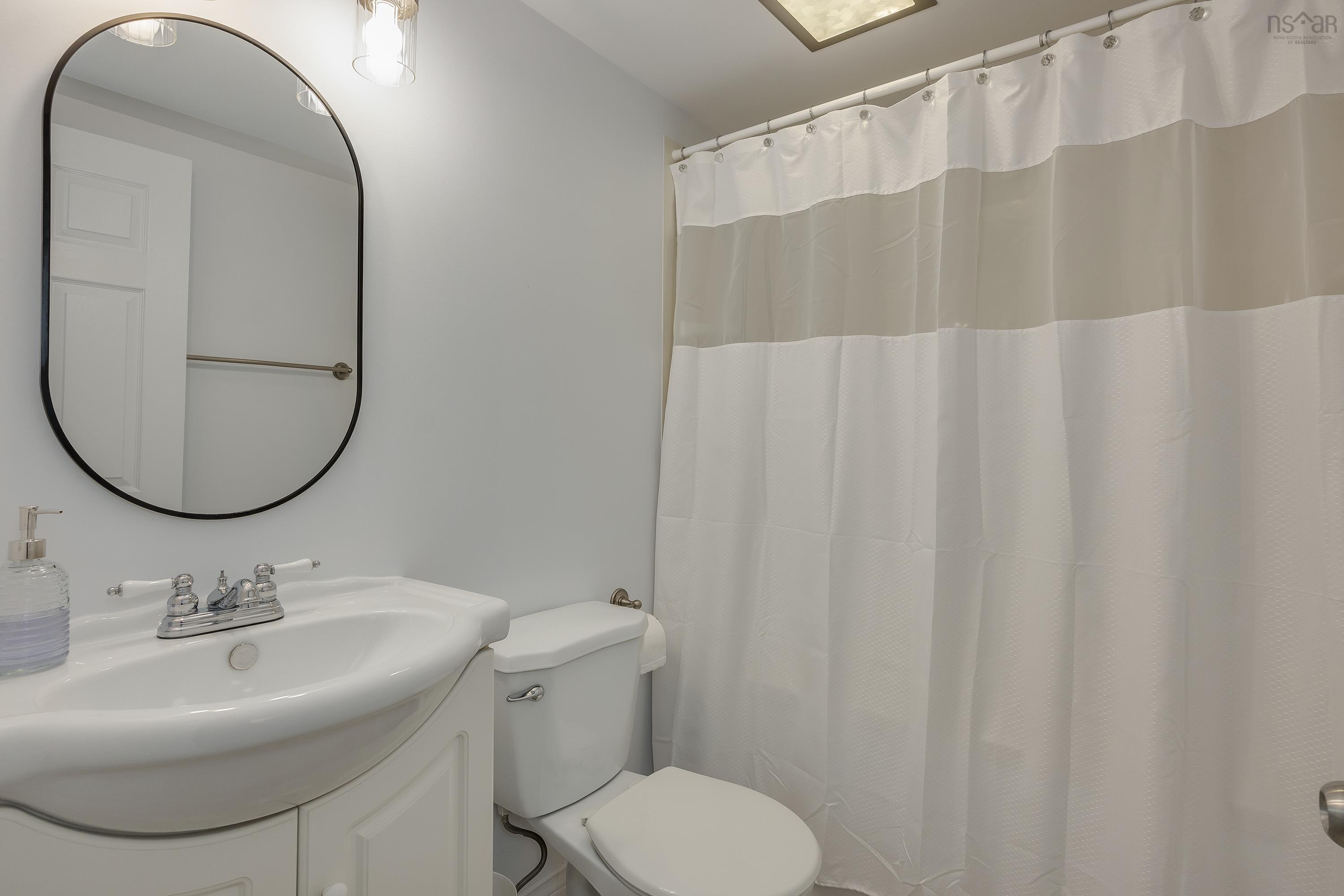 $524,900.00: 21 Tamarack Circle, Lower Sackville