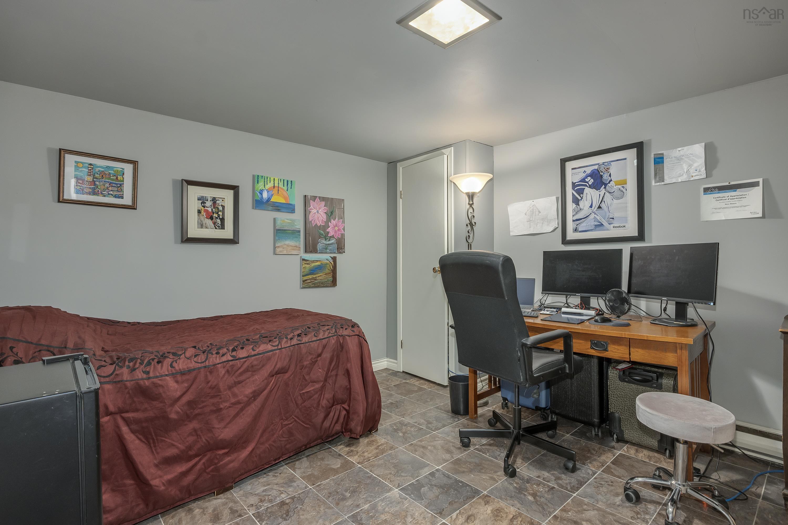$524,900.00: 21 Tamarack Circle, Lower Sackville