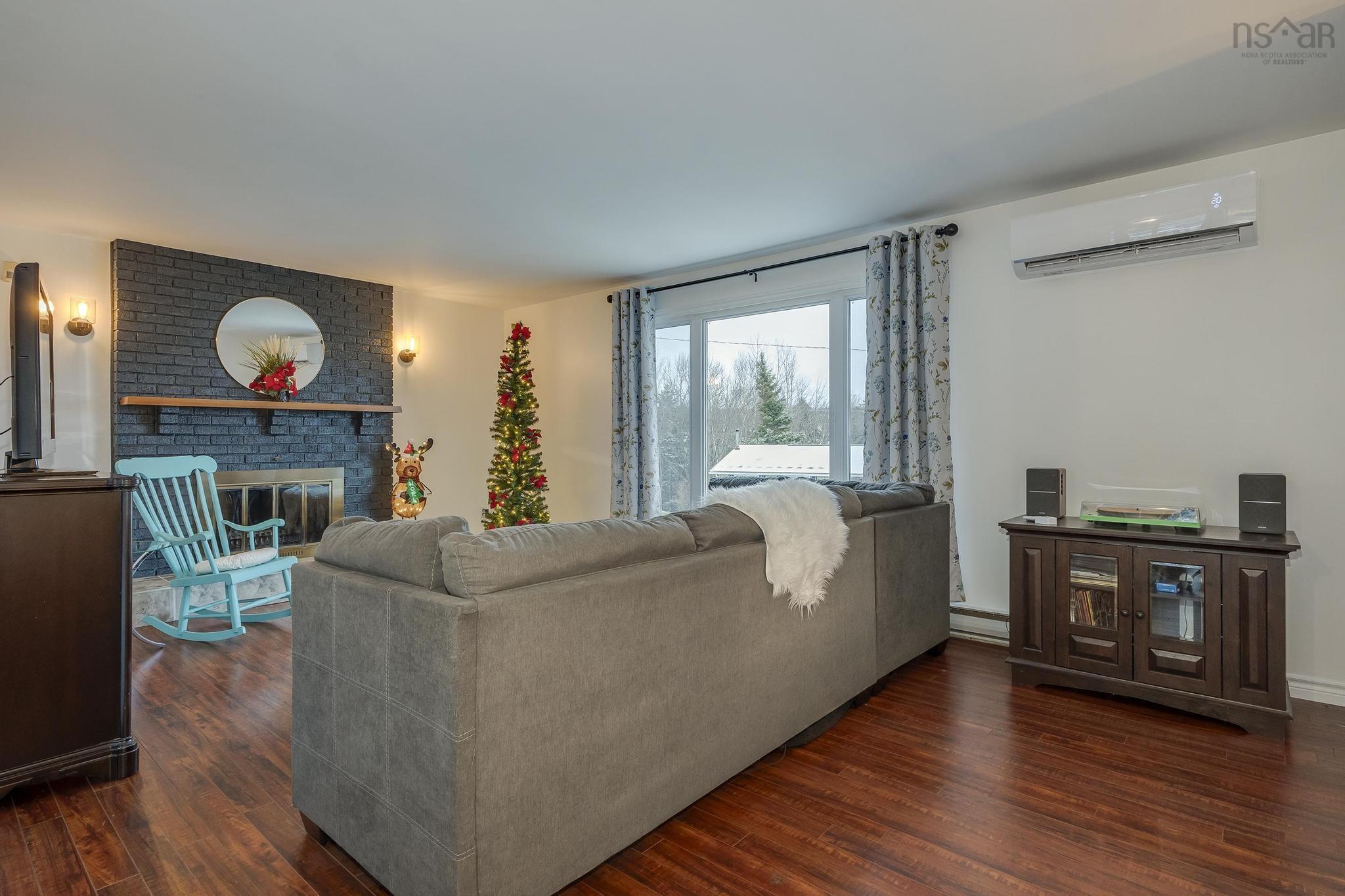 $524,900.00: 21 Tamarack Circle, Lower Sackville