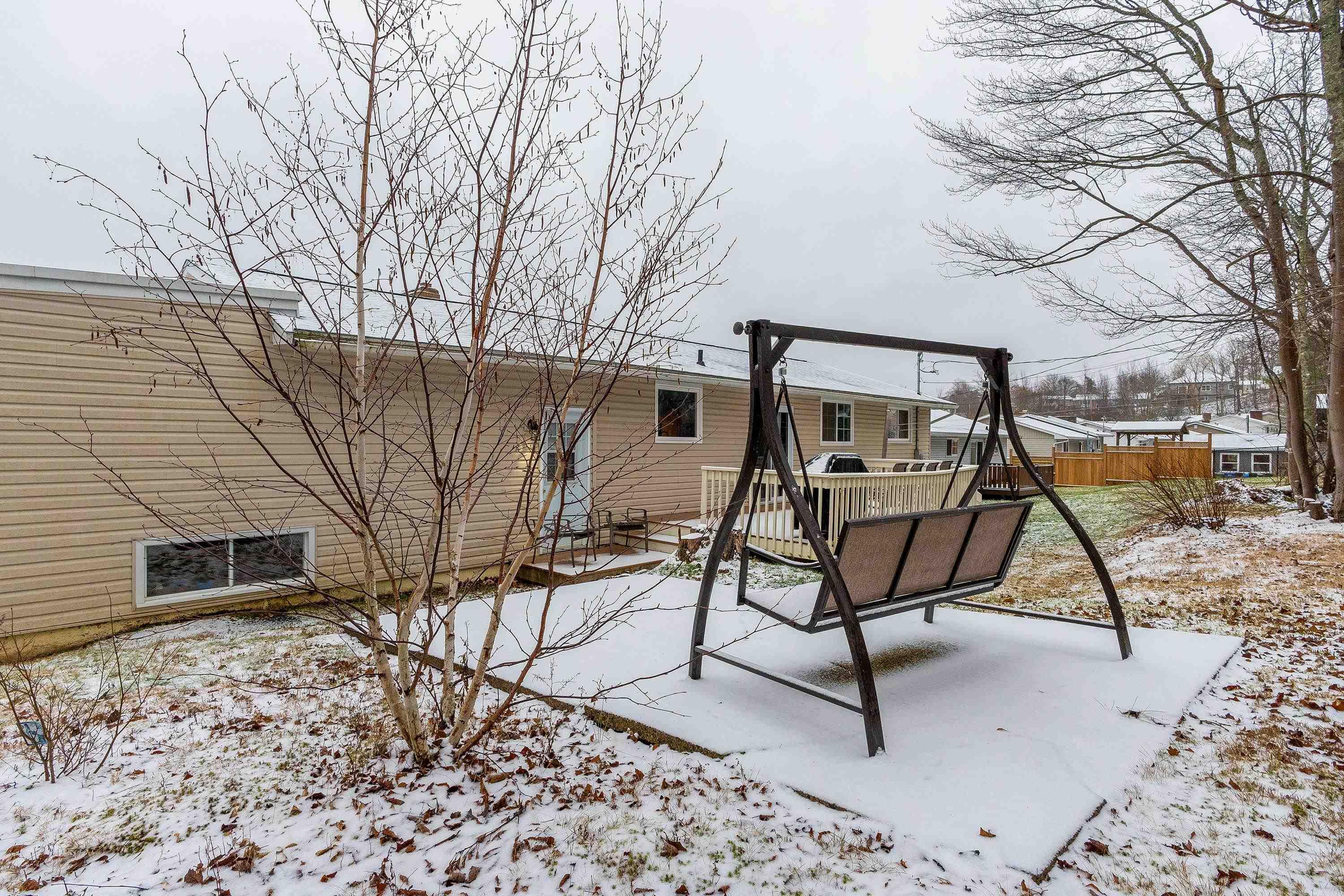 $524,900.00: 21 Tamarack Circle, Lower Sackville
