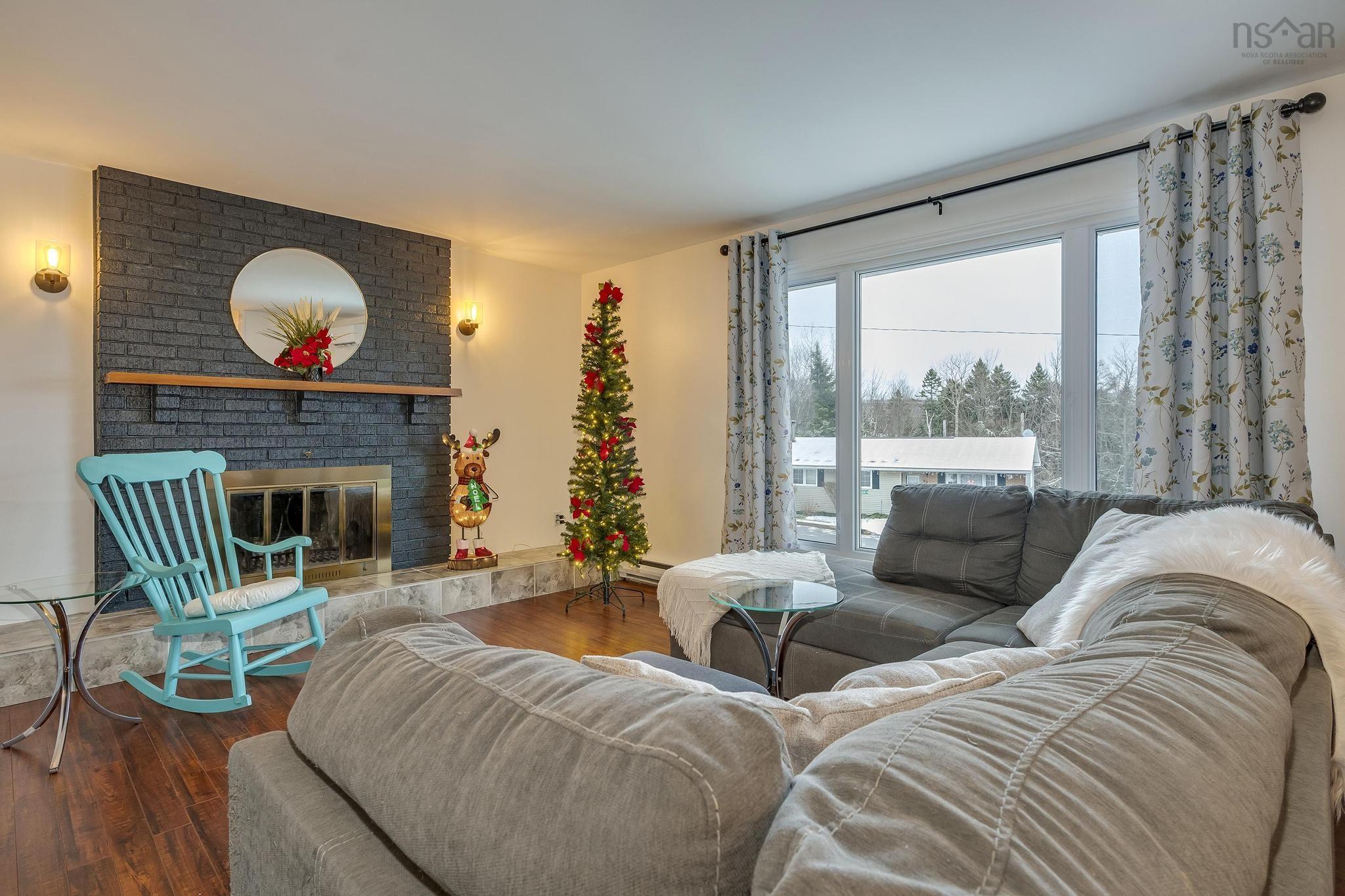 $524,900.00: 21 Tamarack Circle, Lower Sackville