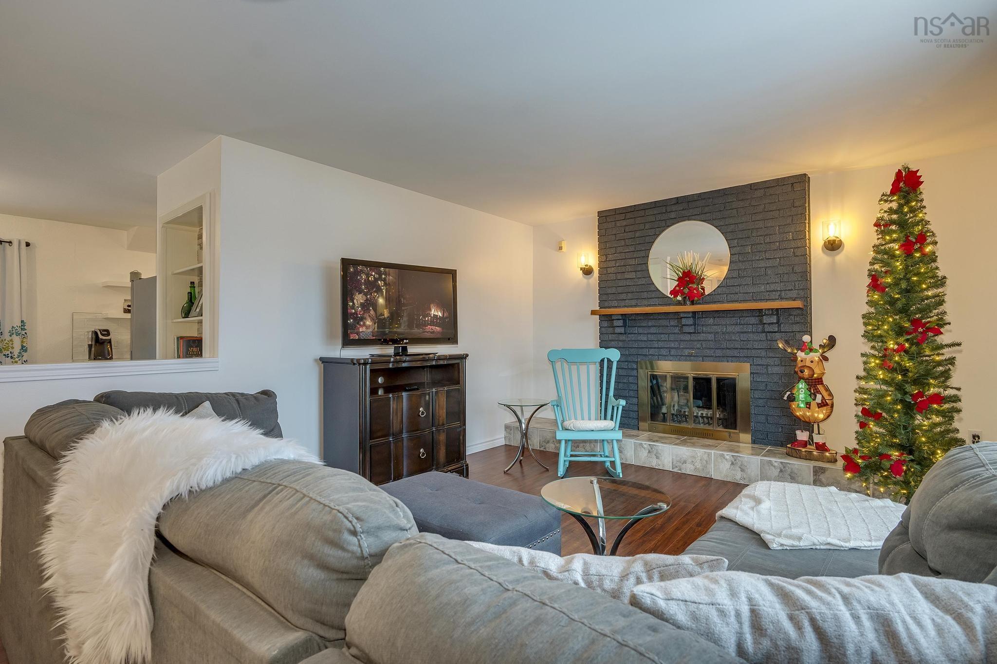 $524,900.00: 21 Tamarack Circle, Lower Sackville