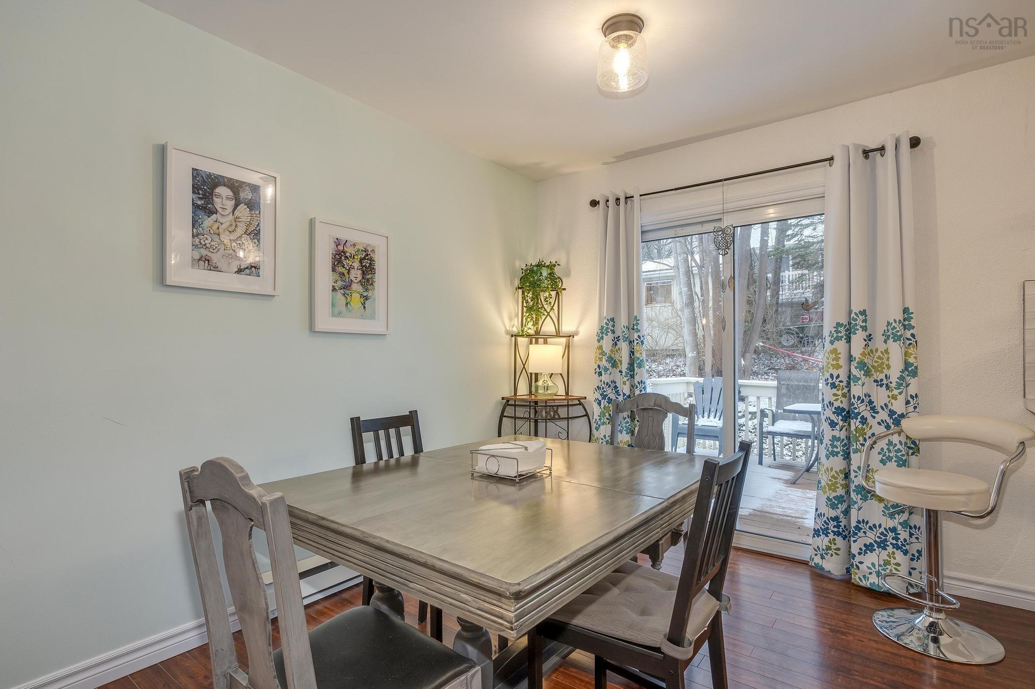 $524,900.00: 21 Tamarack Circle, Lower Sackville