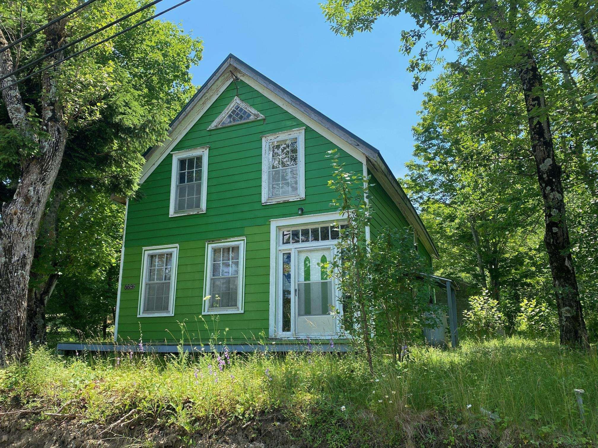$100,000.00: 8885 Highway 8, South Brookfield
