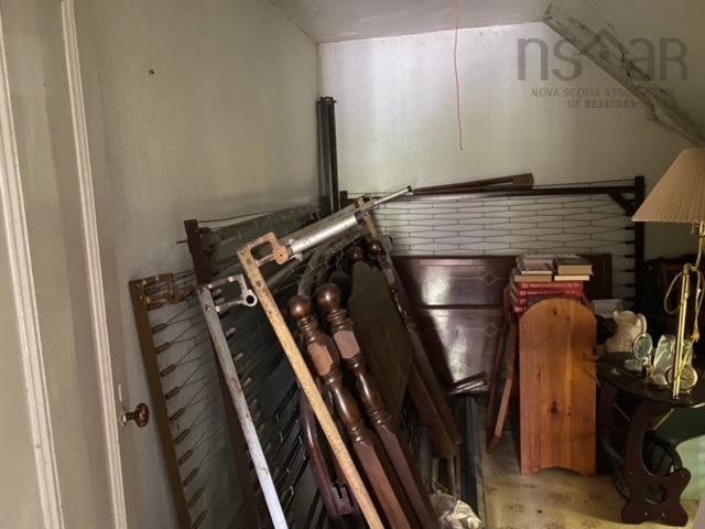 $100,000.00: 8885 Highway 8, South Brookfield
