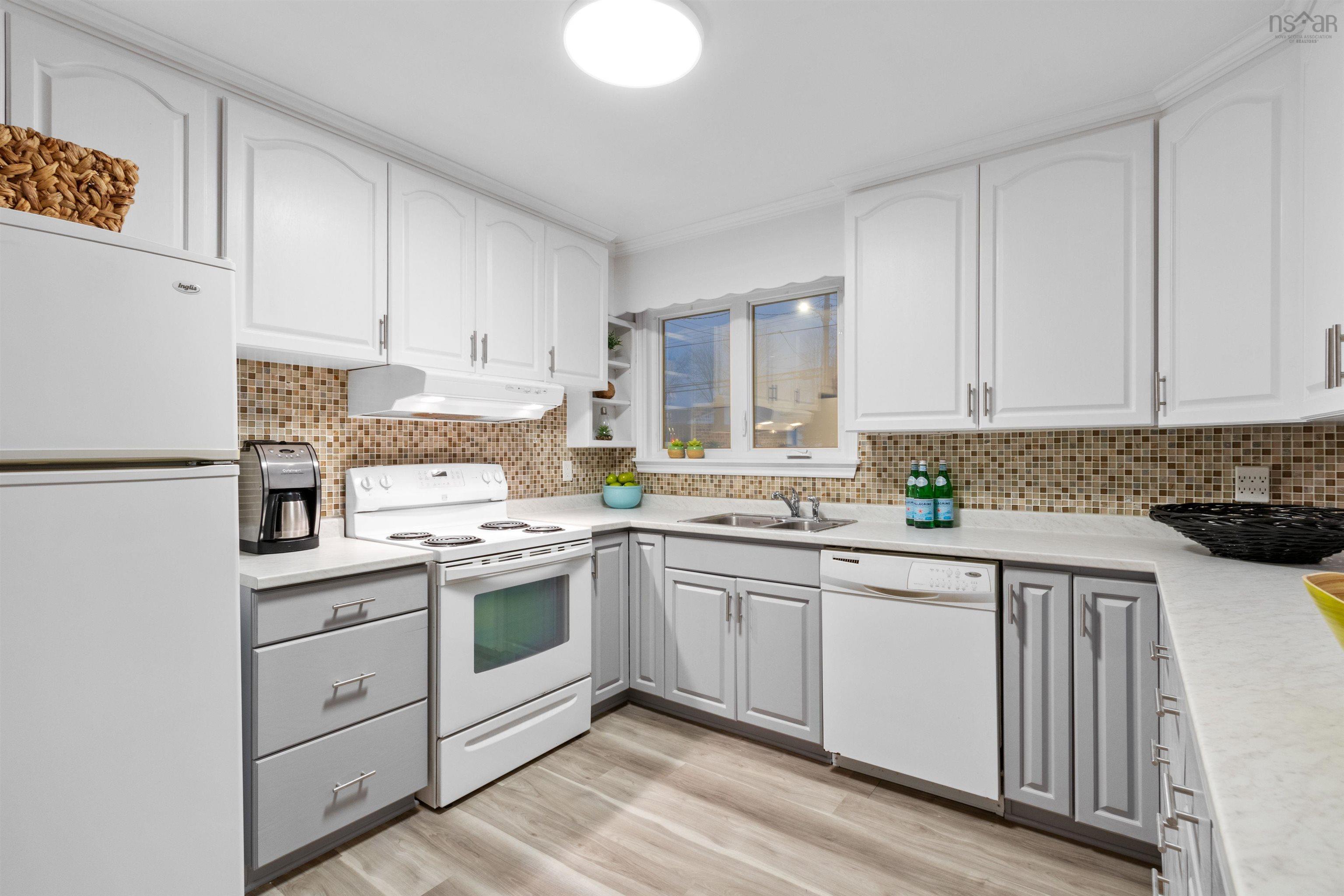 $549,900.00: 15 Mount Edward Road, Dartmouth
