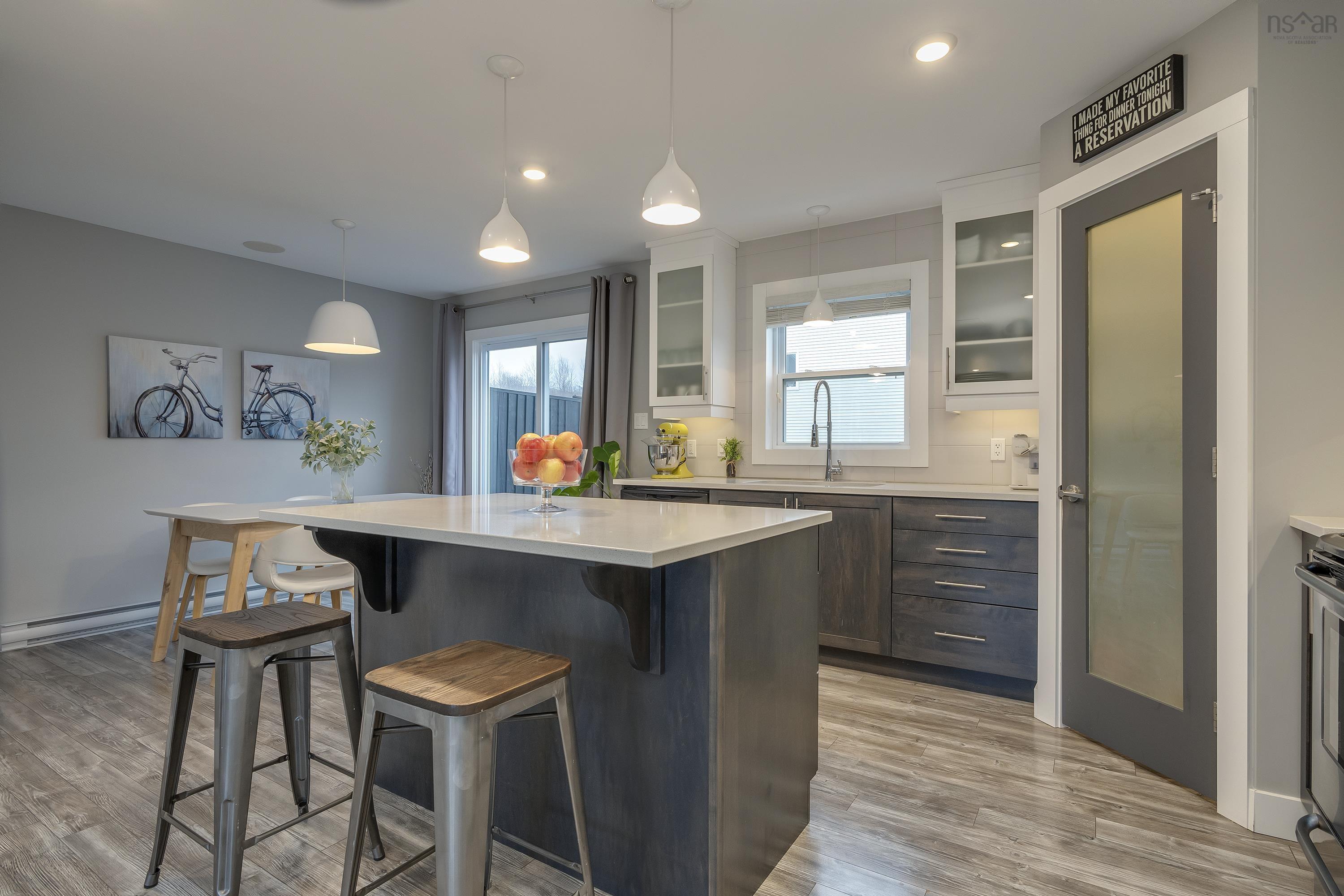 $569,900.00: 3 Onyx Crescent, Halifax