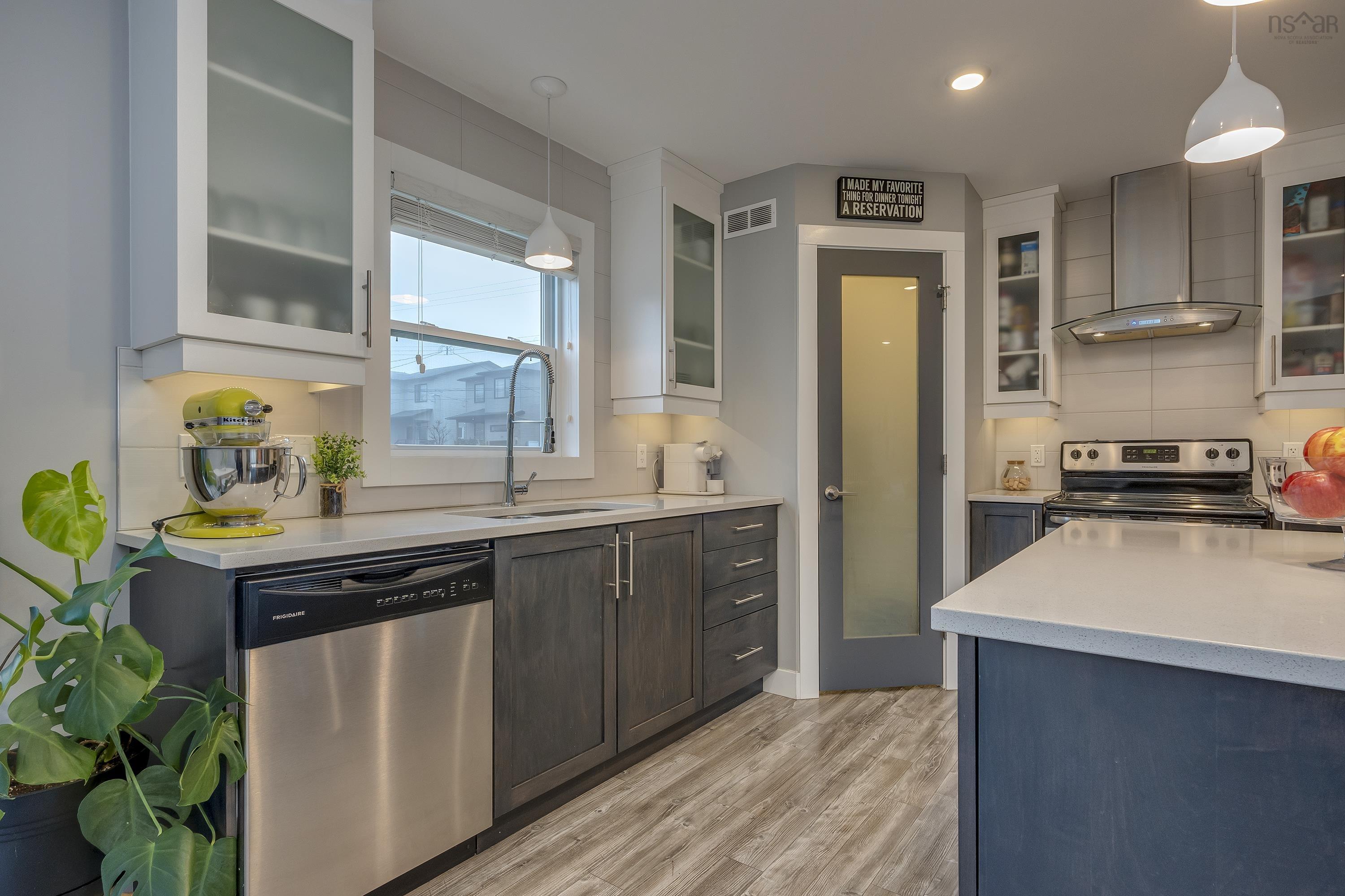 $569,900.00: 3 Onyx Crescent, Halifax