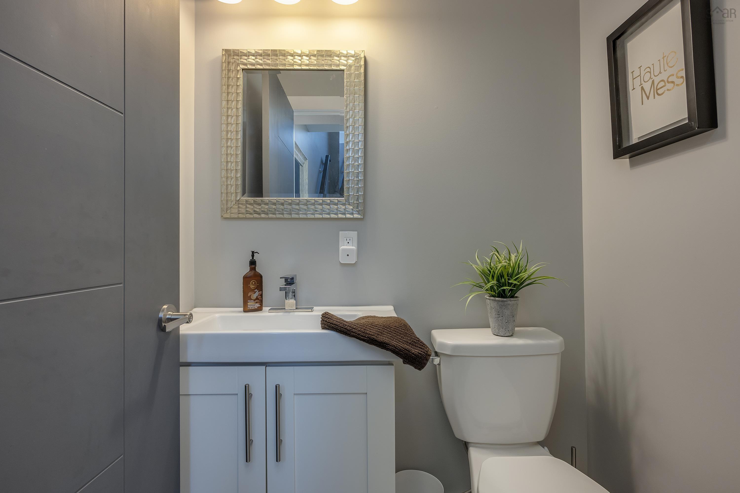 $569,900.00: 3 Onyx Crescent, Halifax