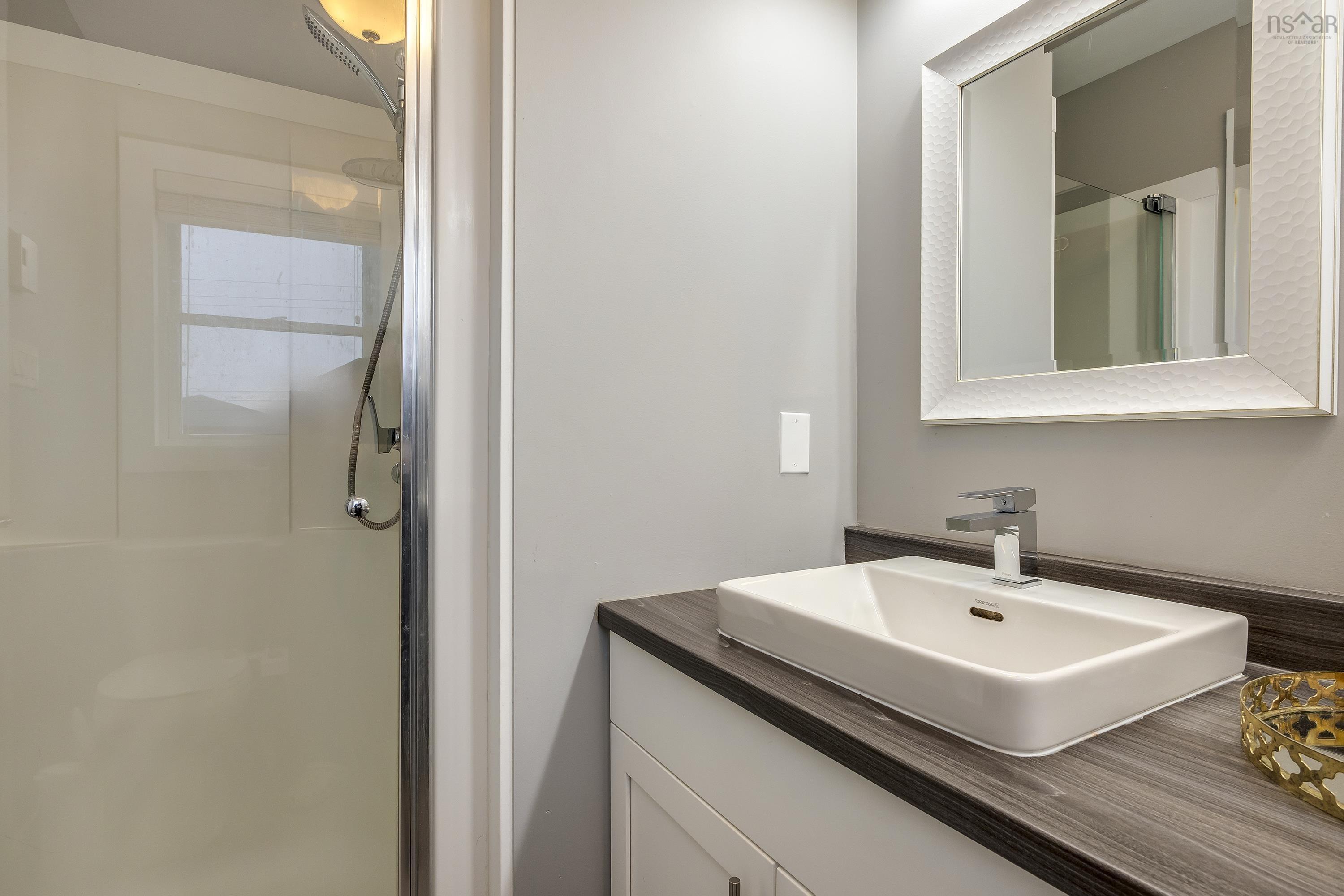 $569,900.00: 3 Onyx Crescent, Halifax