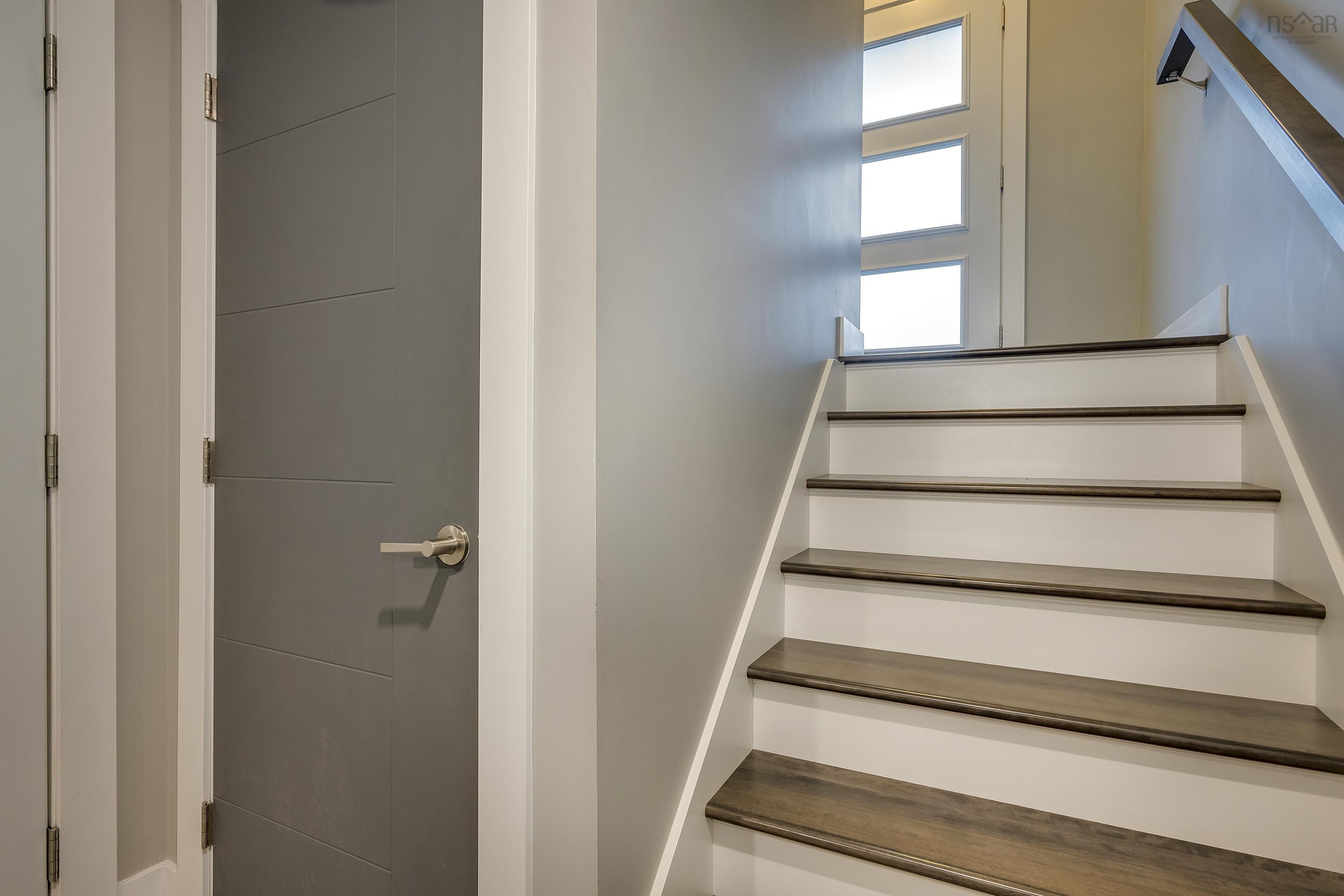 $569,900.00: 3 Onyx Crescent, Halifax