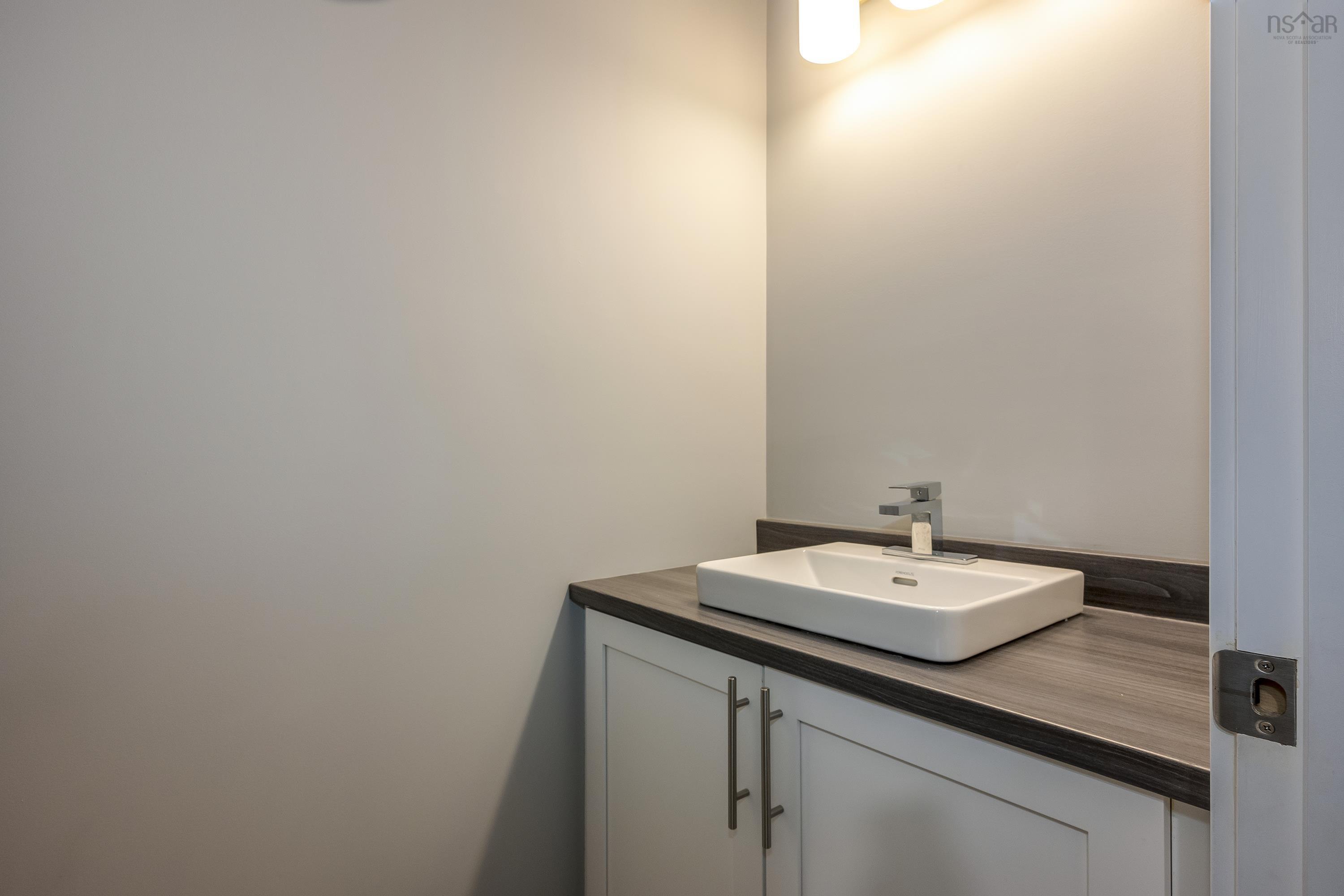 $569,900.00: 3 Onyx Crescent, Halifax