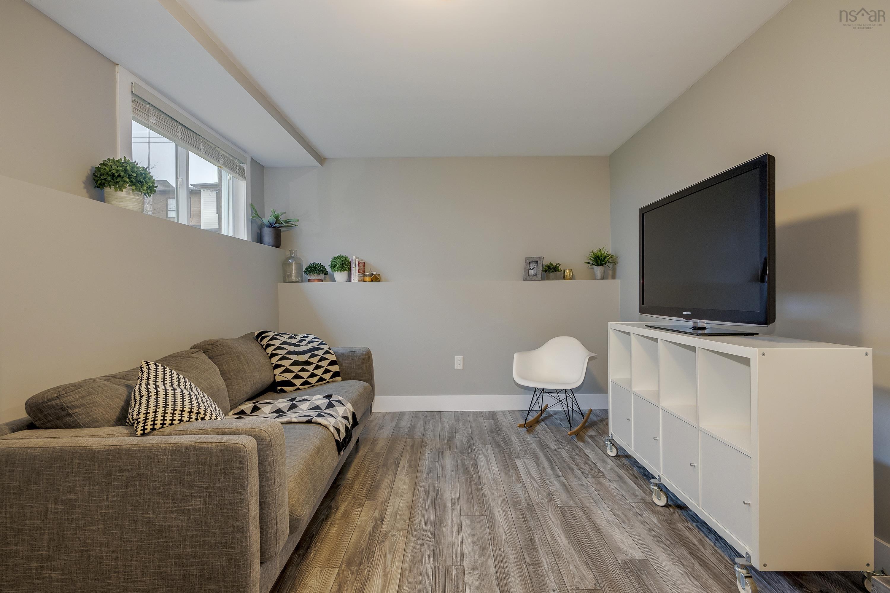 $569,900.00: 3 Onyx Crescent, Halifax