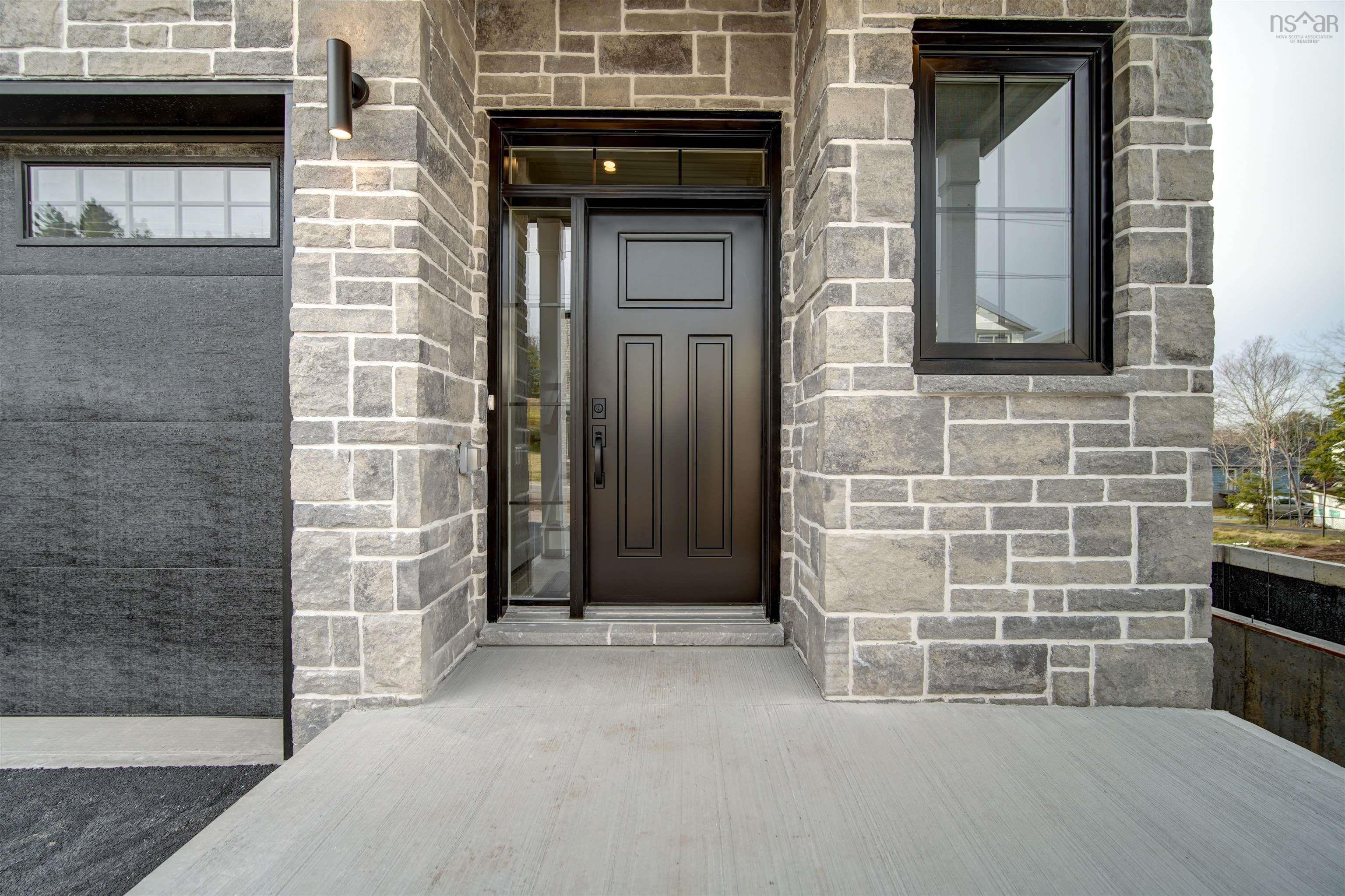 $764,900.00: PC36 53 Pearlgarden Close, Dartmouth