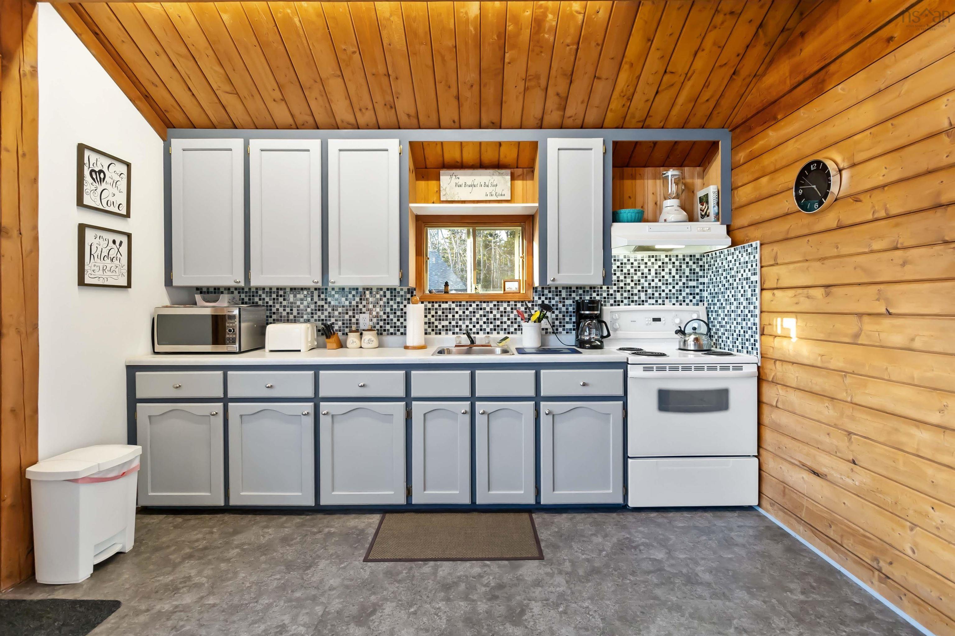 $349,900.00: 5 11 Beach View Lane, Summerville Centre