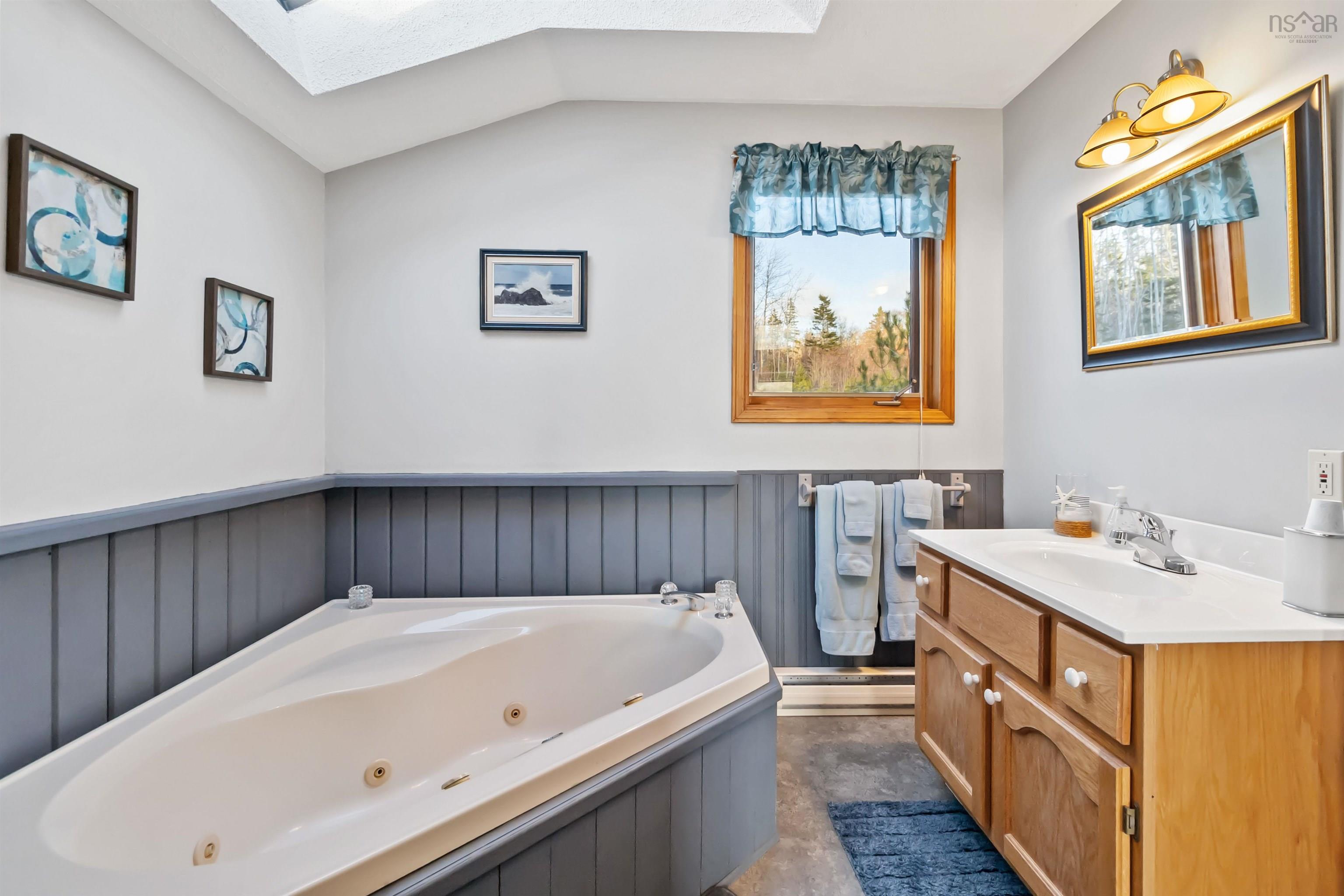 $349,900.00: 5 11 Beach View Lane, Summerville Centre