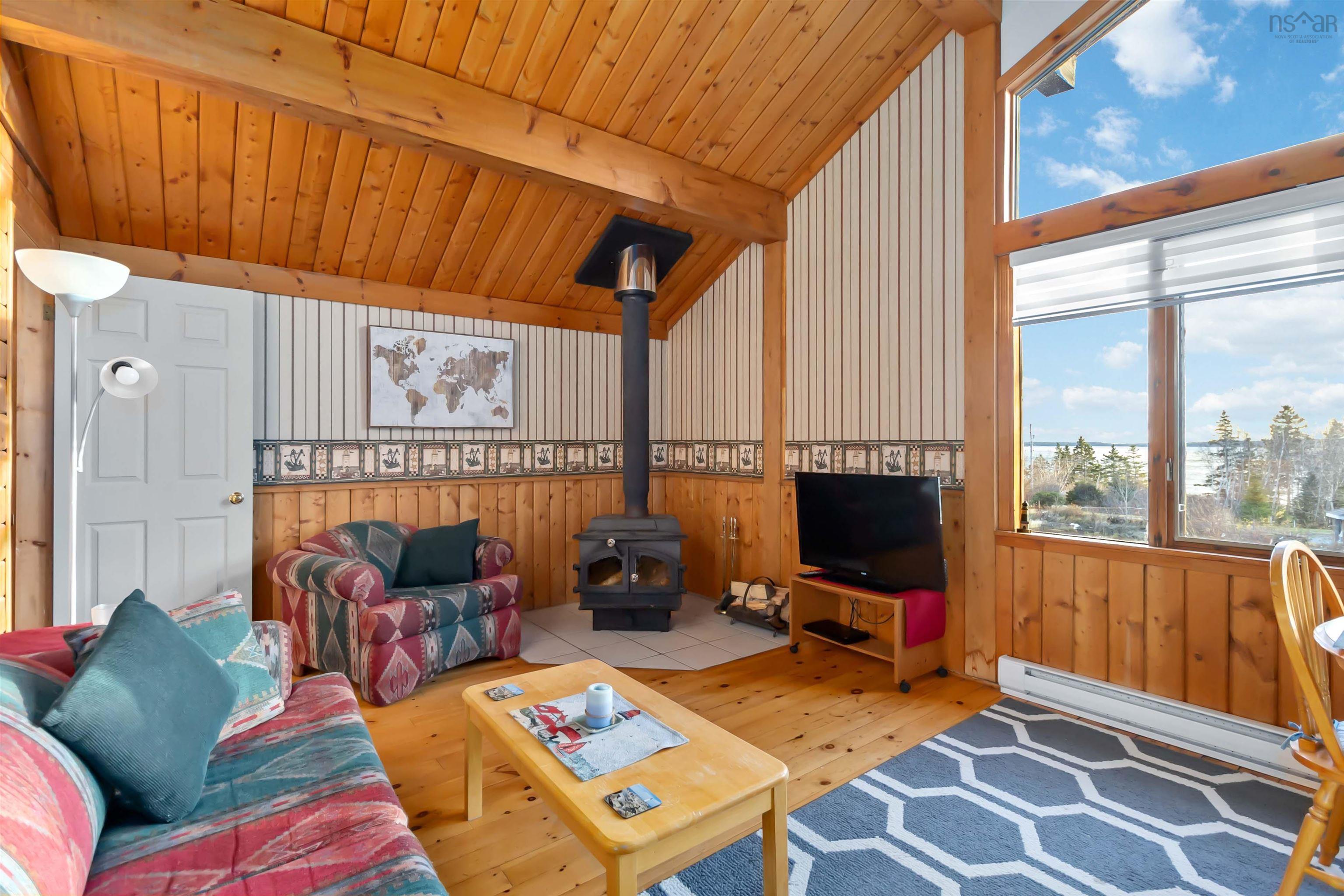 $349,900.00: 5 11 Beach View Lane, Summerville Centre