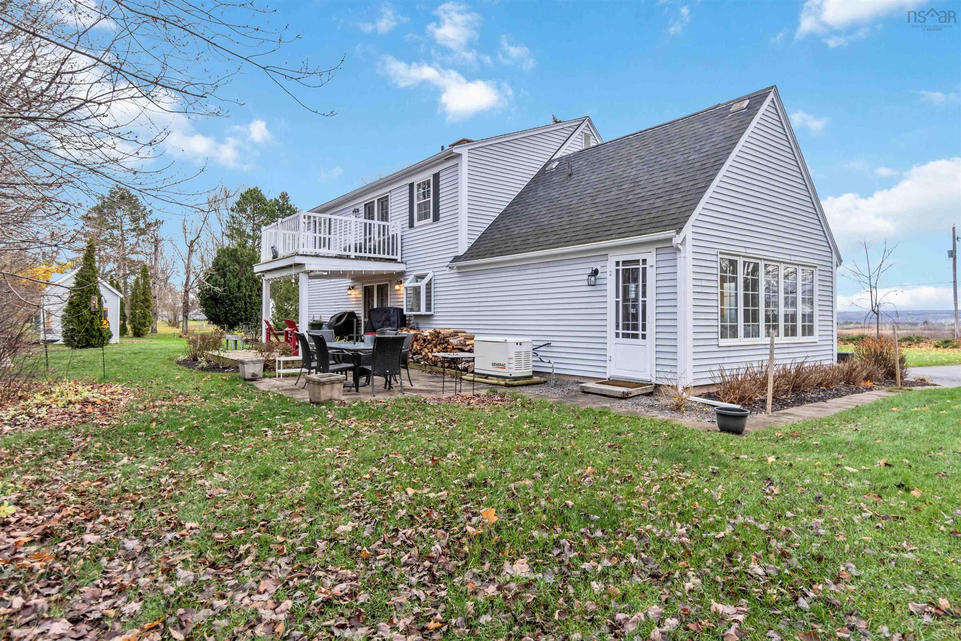 $789,000.00: 567 Canard Street, Lower Canard