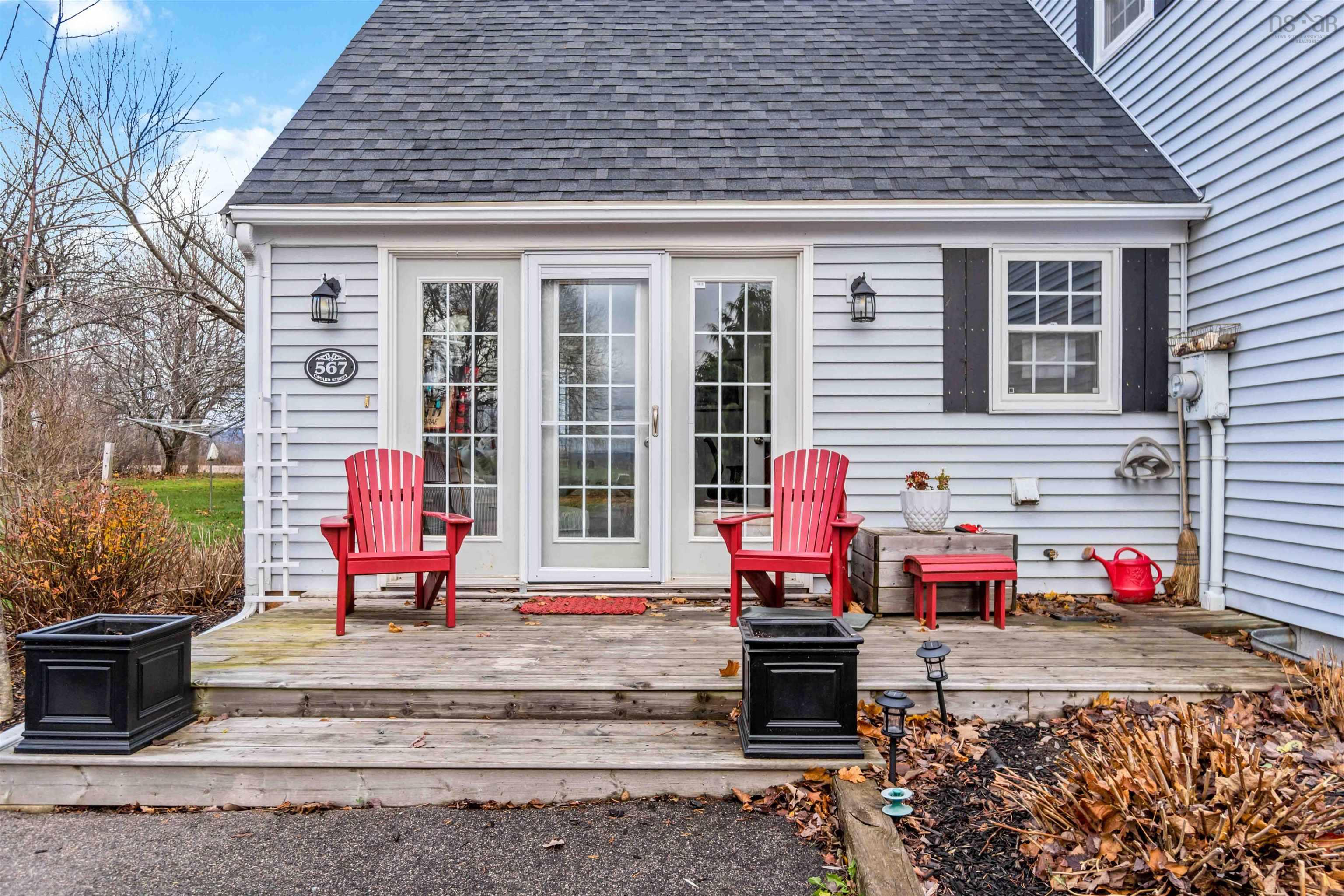 $789,000.00: 567 Canard Street, Lower Canard
