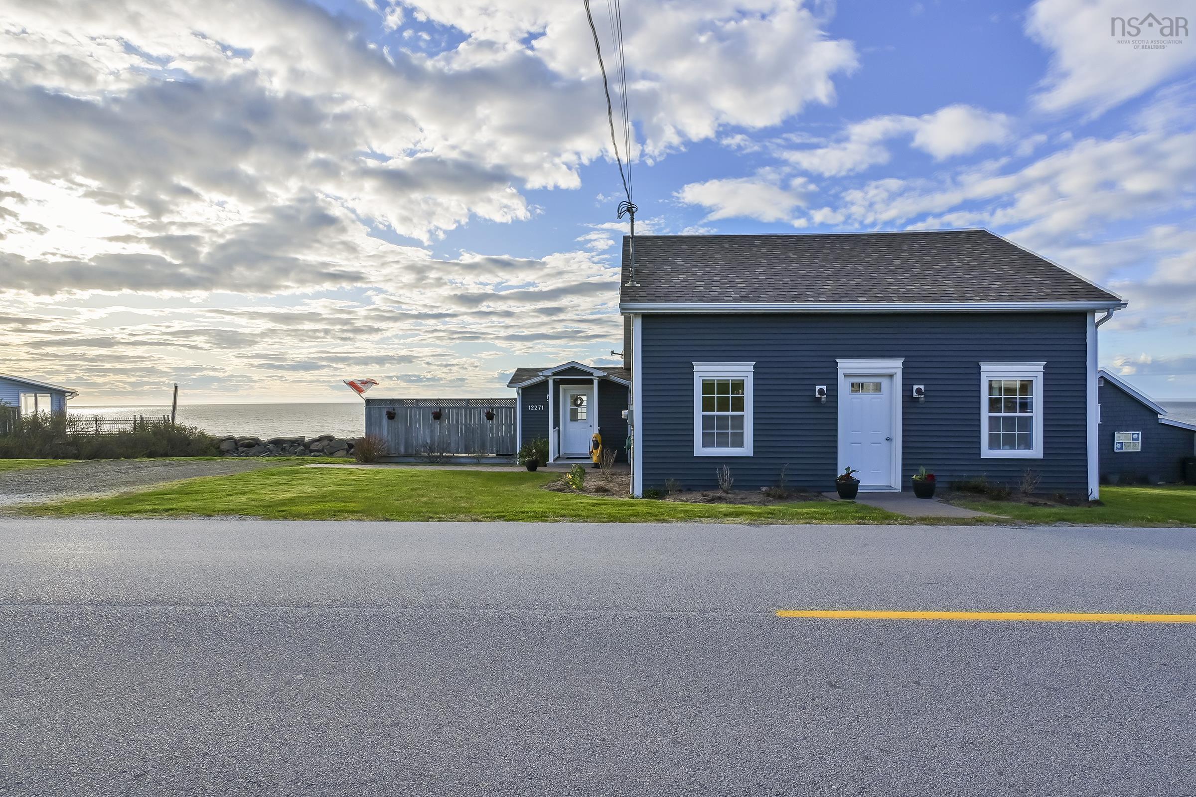 $495,000.00: 12271 Shore Road, Port George