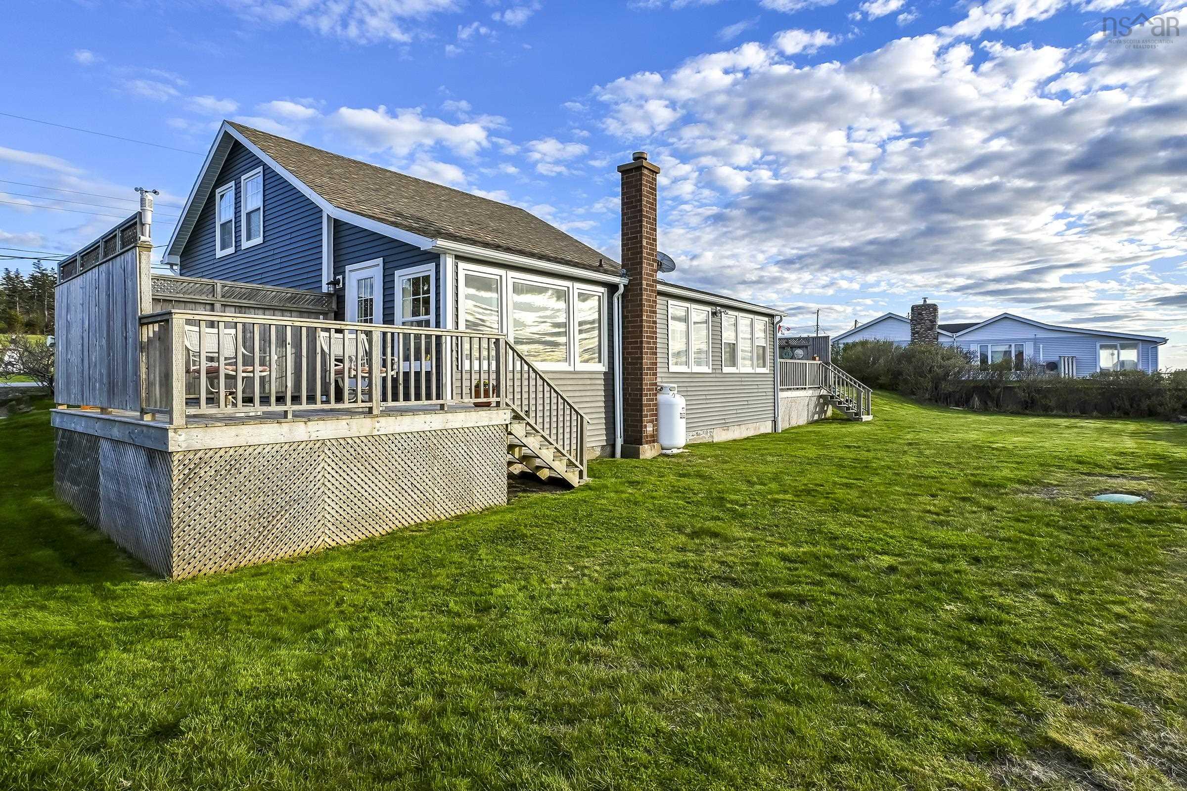 $495,000.00: 12271 Shore Road, Port George