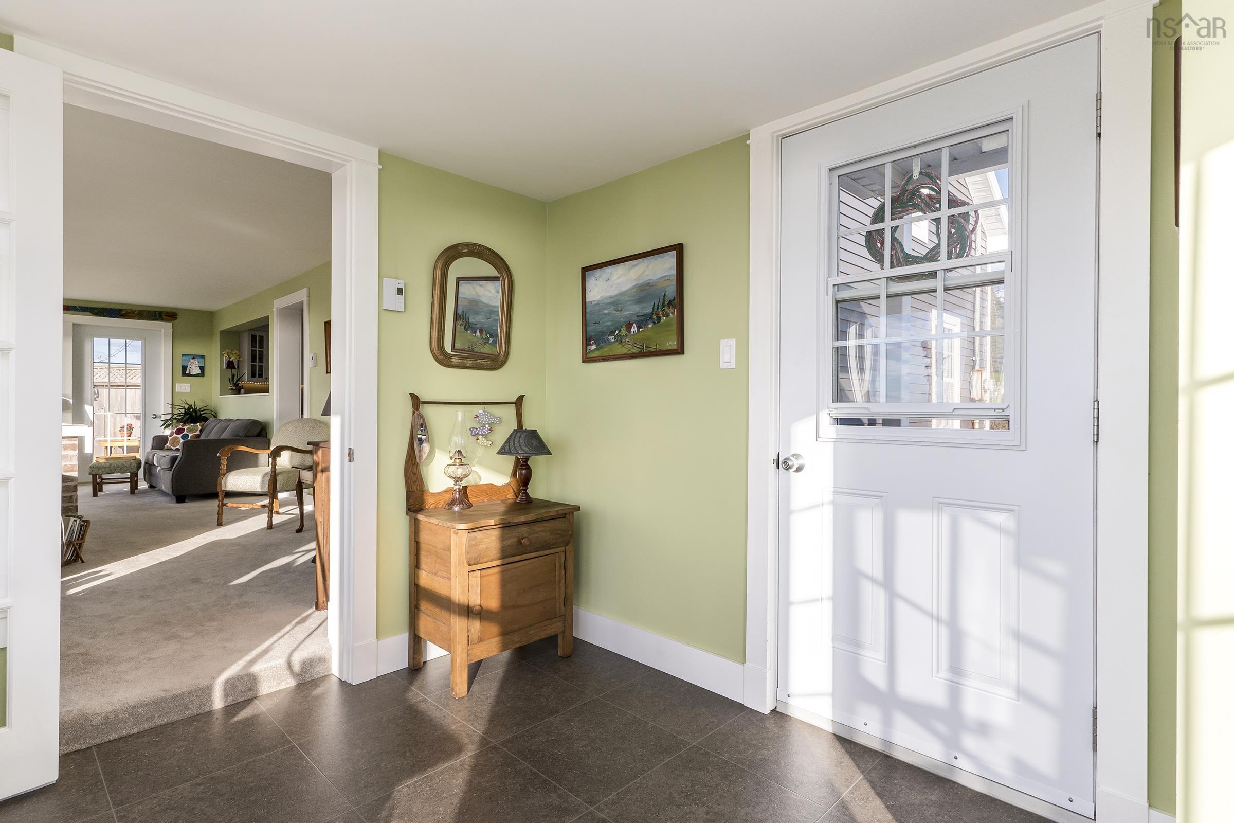 $495,000.00: 12271 Shore Road, Port George