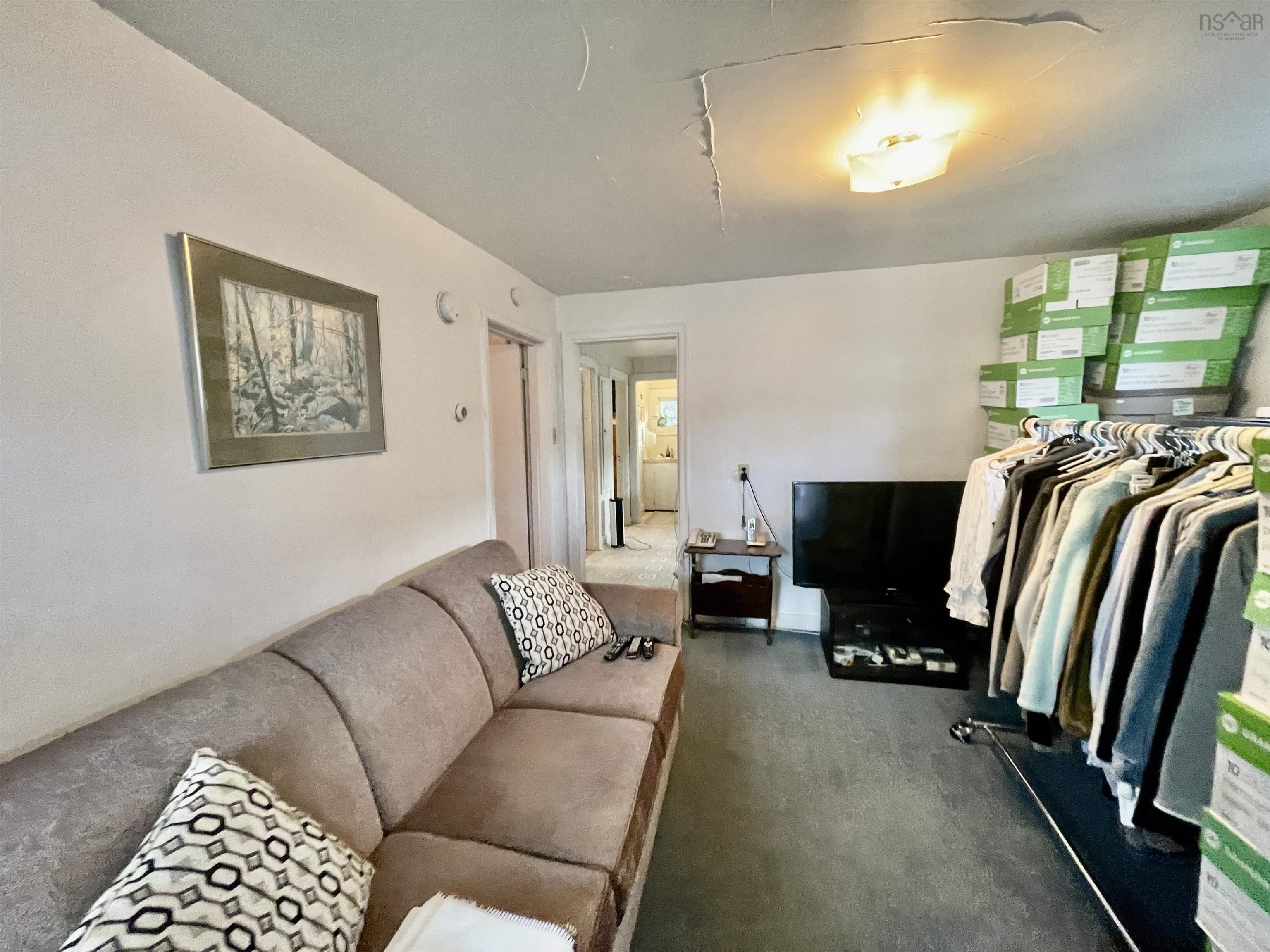 $499,900.00: 18 Rufus Avenue, Fairview
