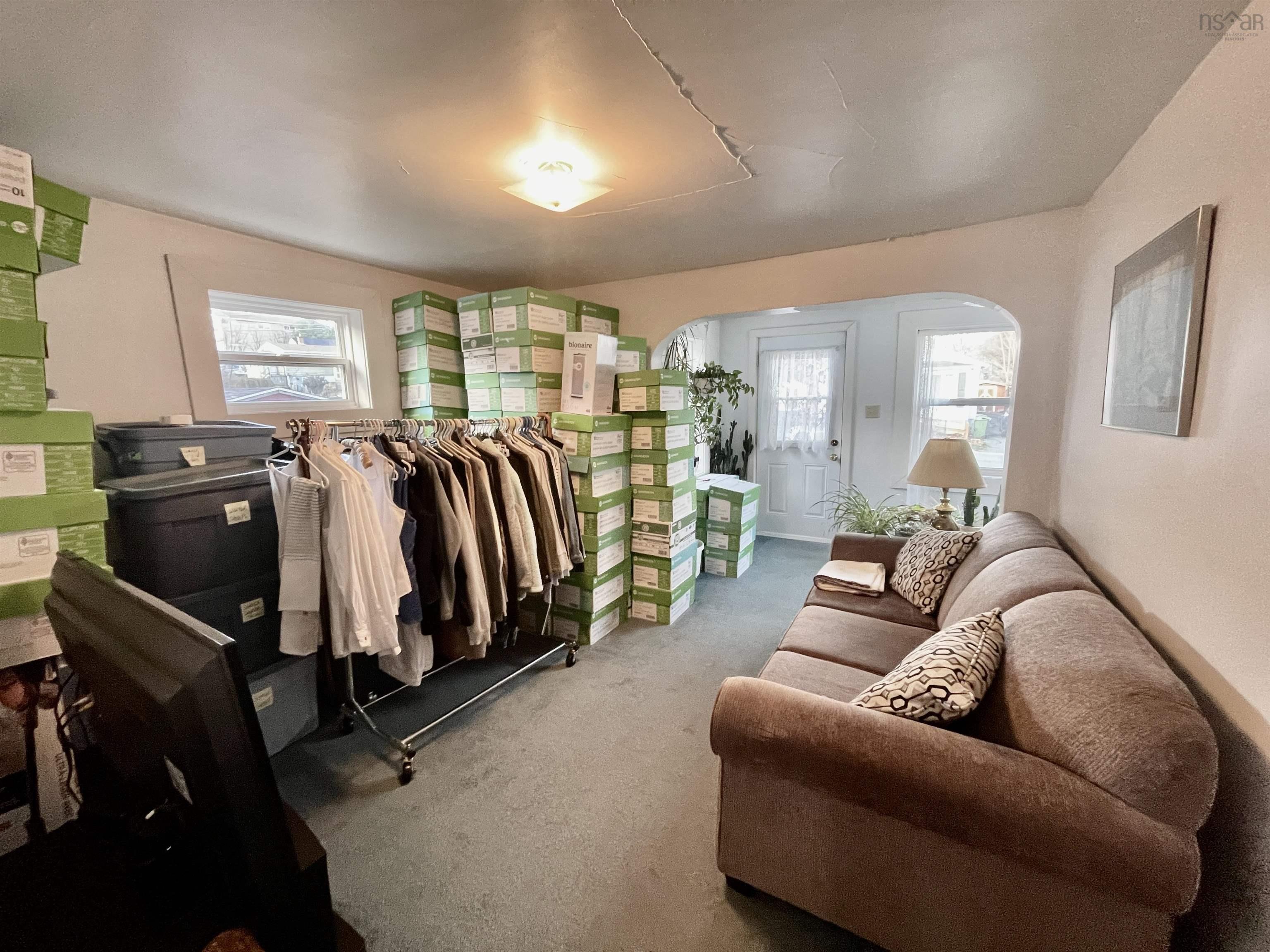 $499,900.00: 18 Rufus Avenue, Fairview
