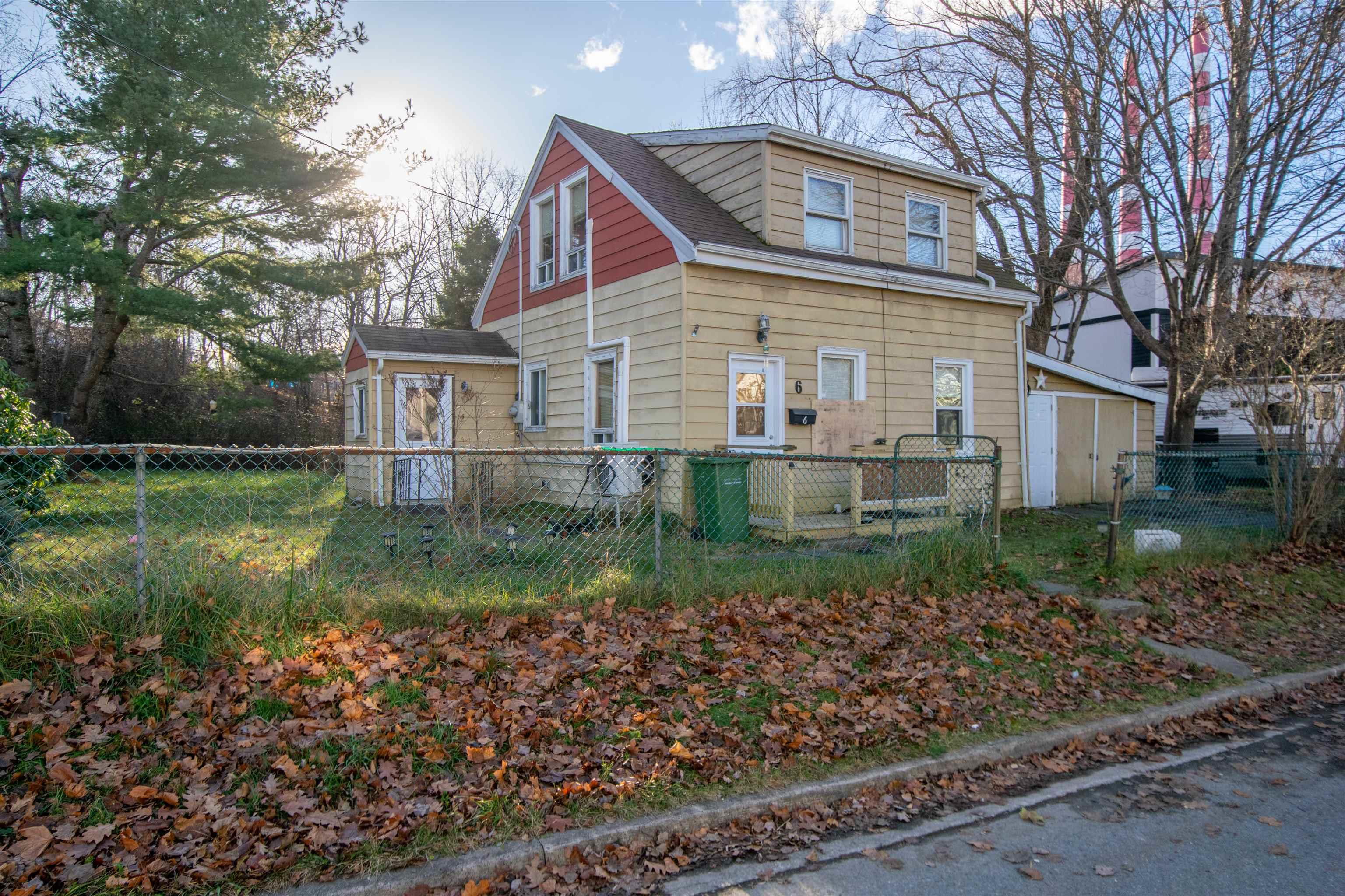 $200,000.00: 6 Pinewood Drive, Dartmouth