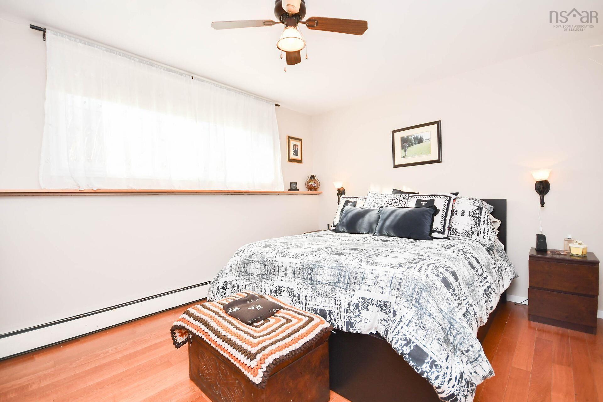 $429,000.00: 15 Circassion Drive, Forest Hills