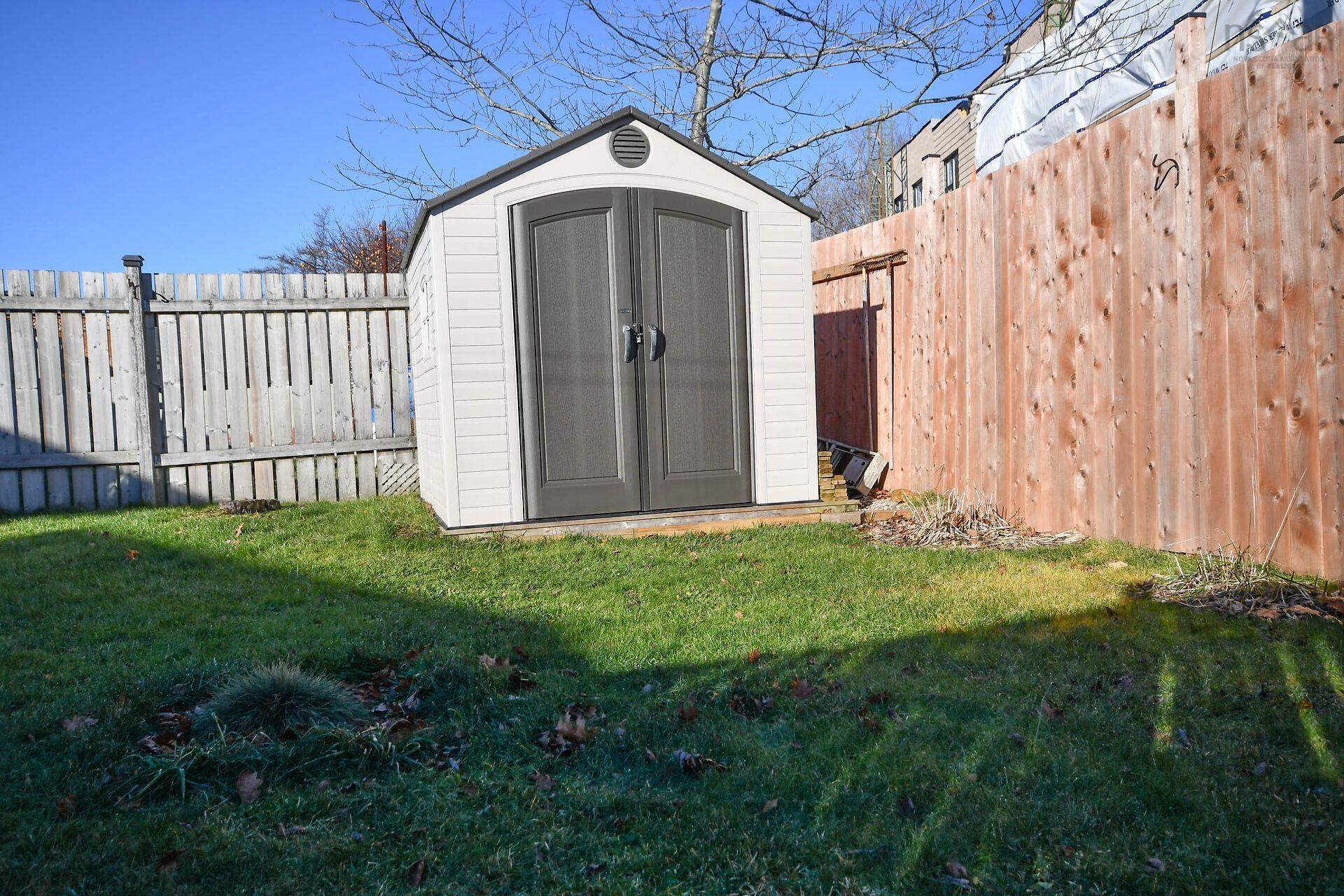 $429,000.00: 15 Circassion Drive, Forest Hills