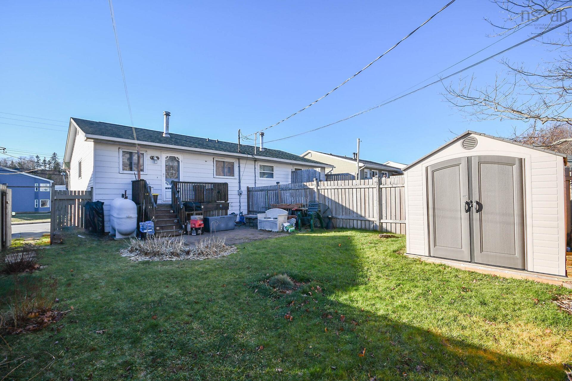 $429,000.00: 15 Circassion Drive, Forest Hills