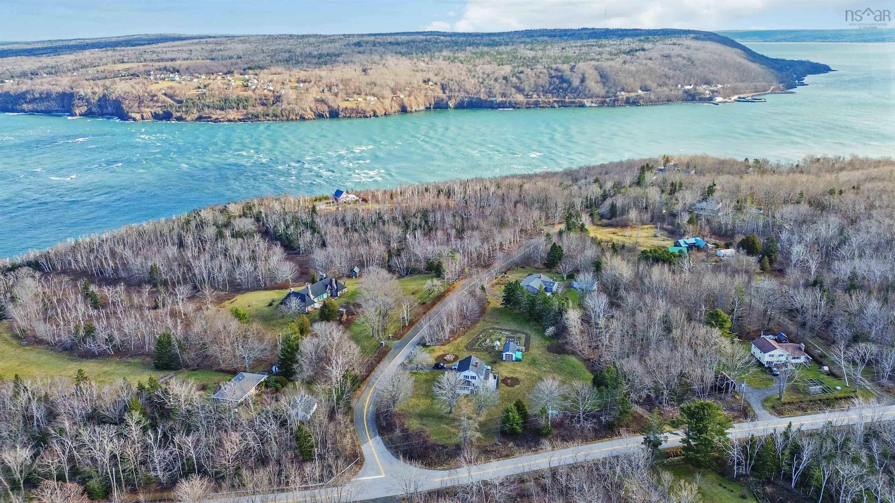 $379,900.00: 7 Bayview Shore Road, Bay View