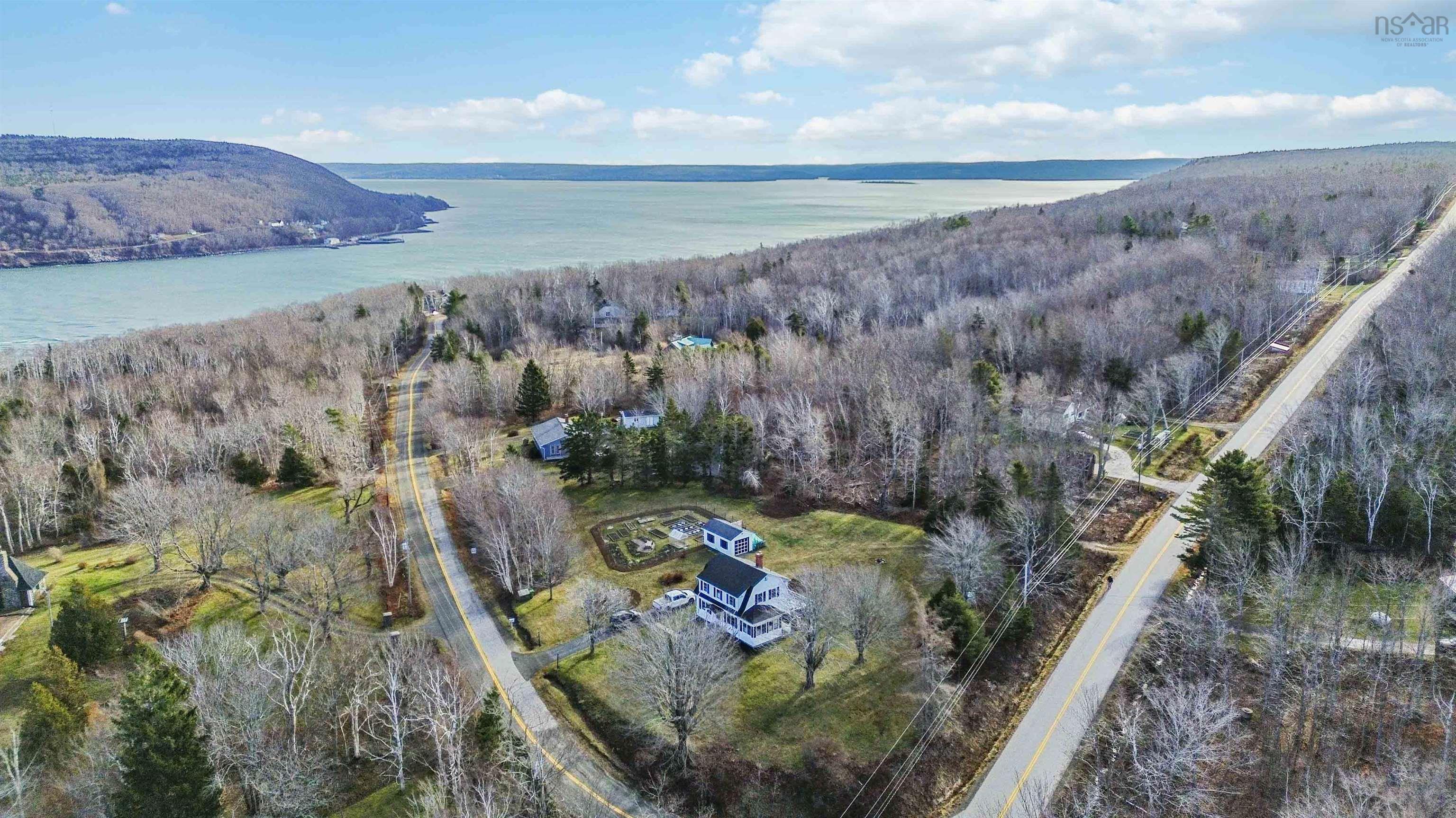 $379,900.00: 7 Bayview Shore Road, Bay View
