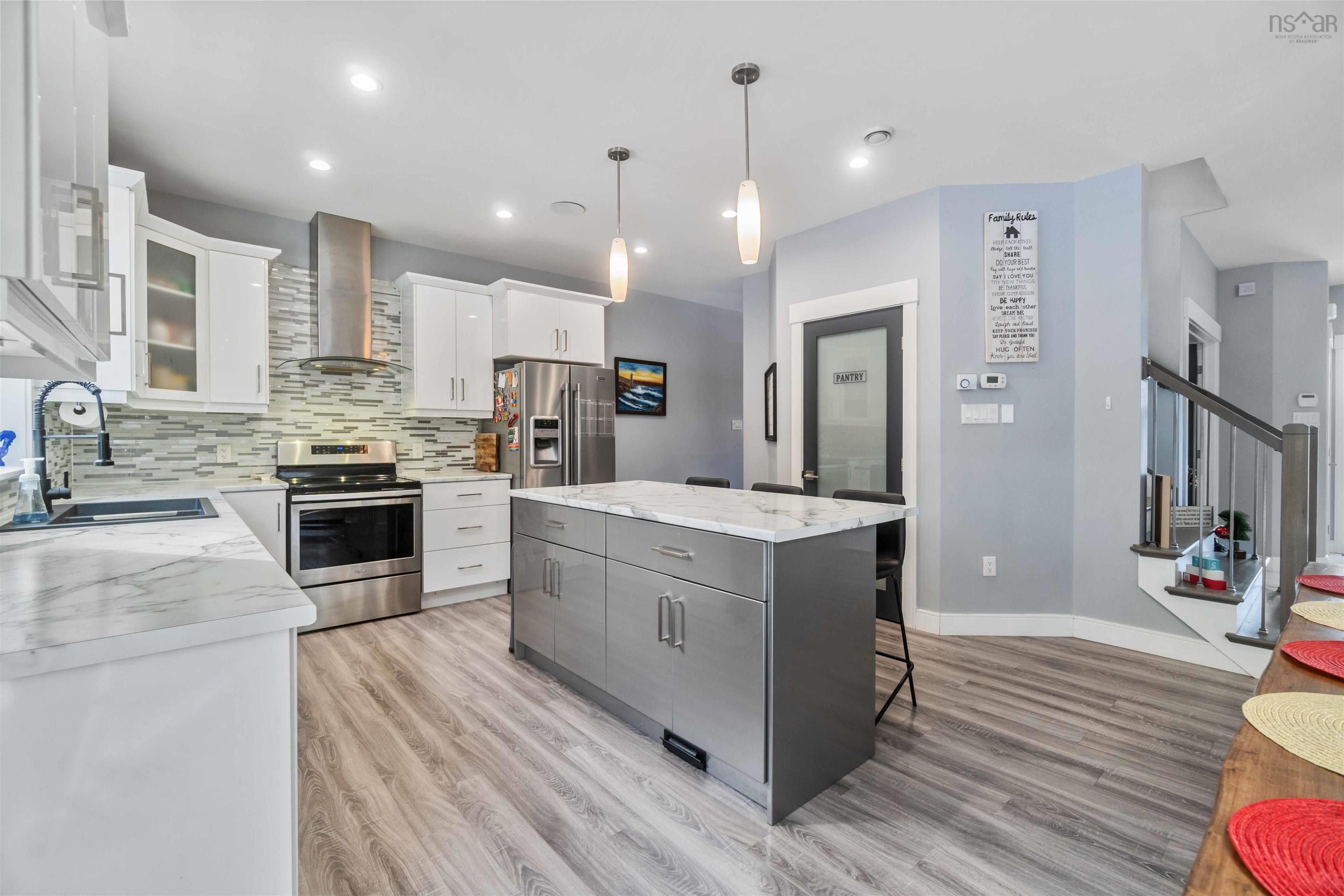 $799,900.00: 168 Kernwood Drive, Middle Sackville