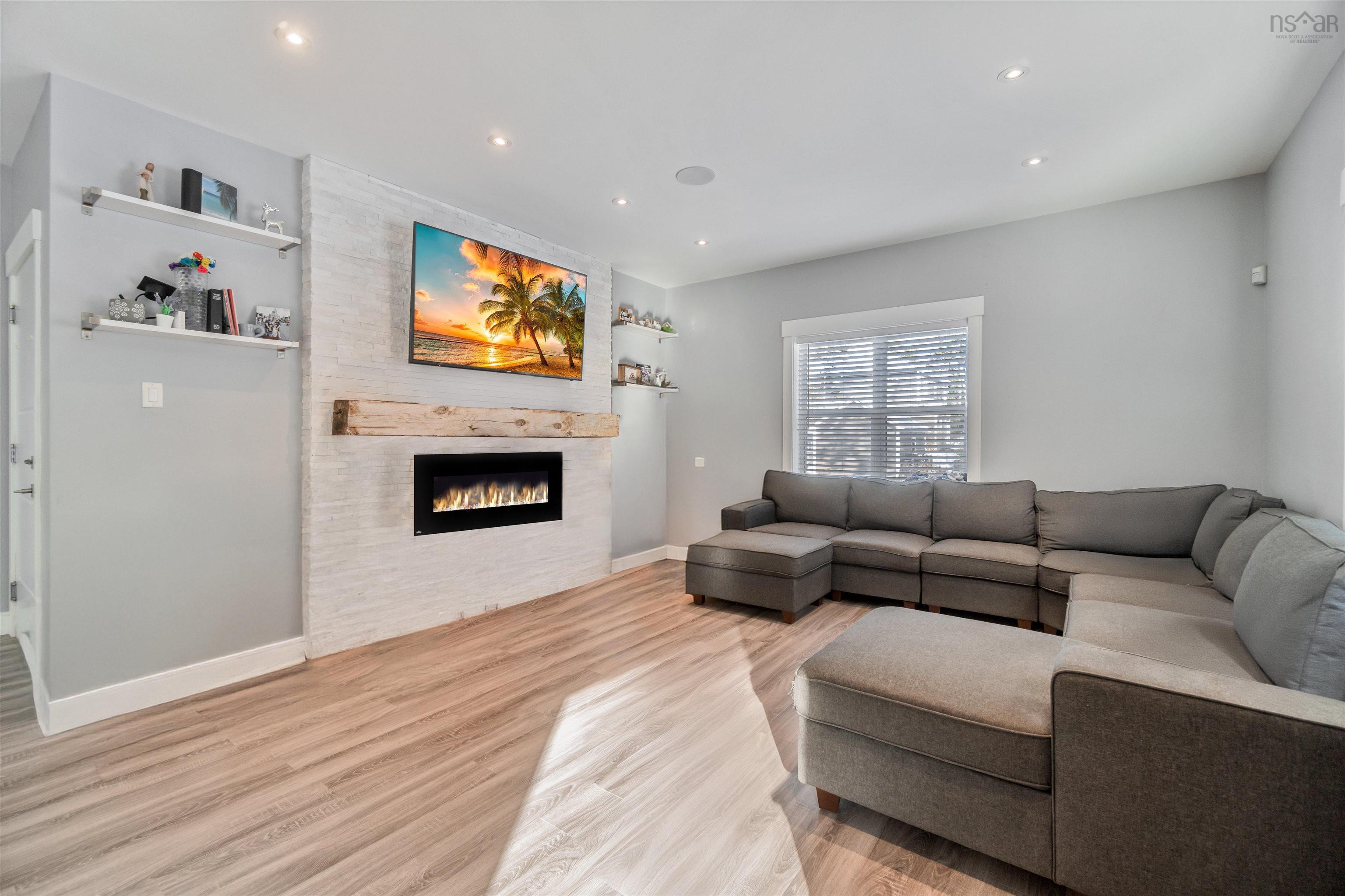 $799,900.00: 168 Kernwood Drive, Middle Sackville