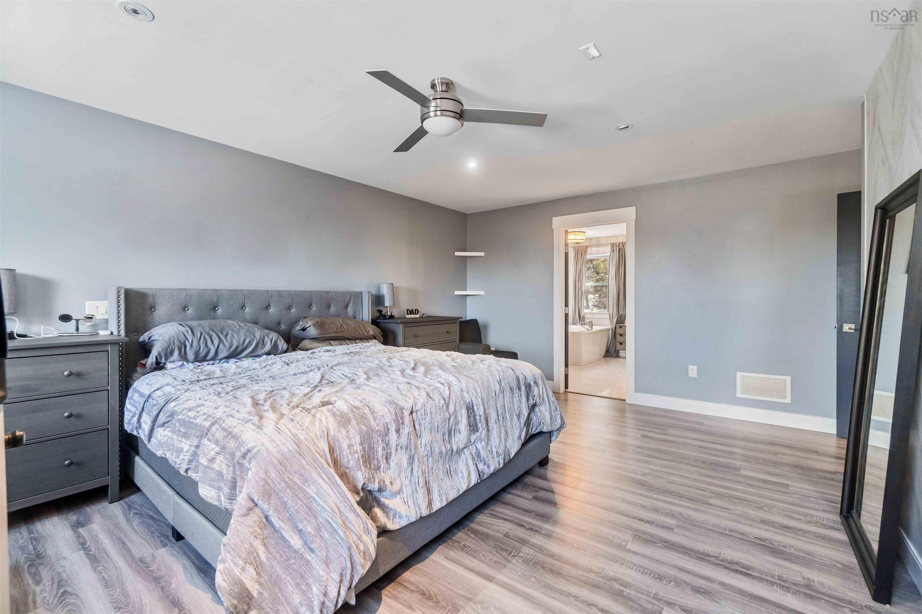 $799,900.00: 168 Kernwood Drive, Middle Sackville