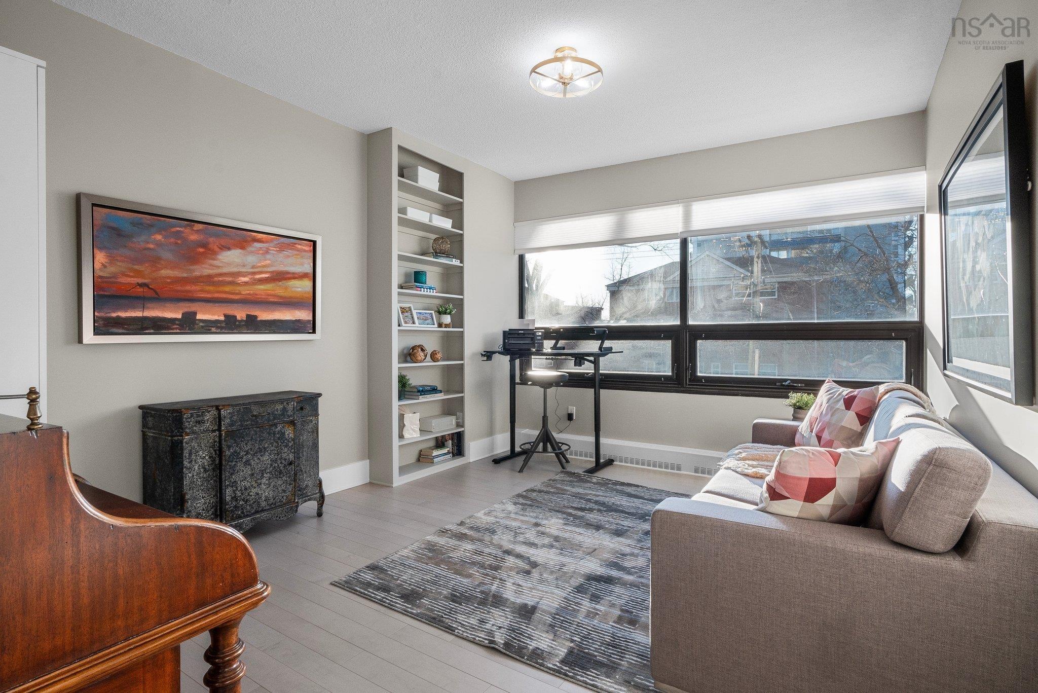 $849,900.00: 301 6095 Coburg Road, Halifax