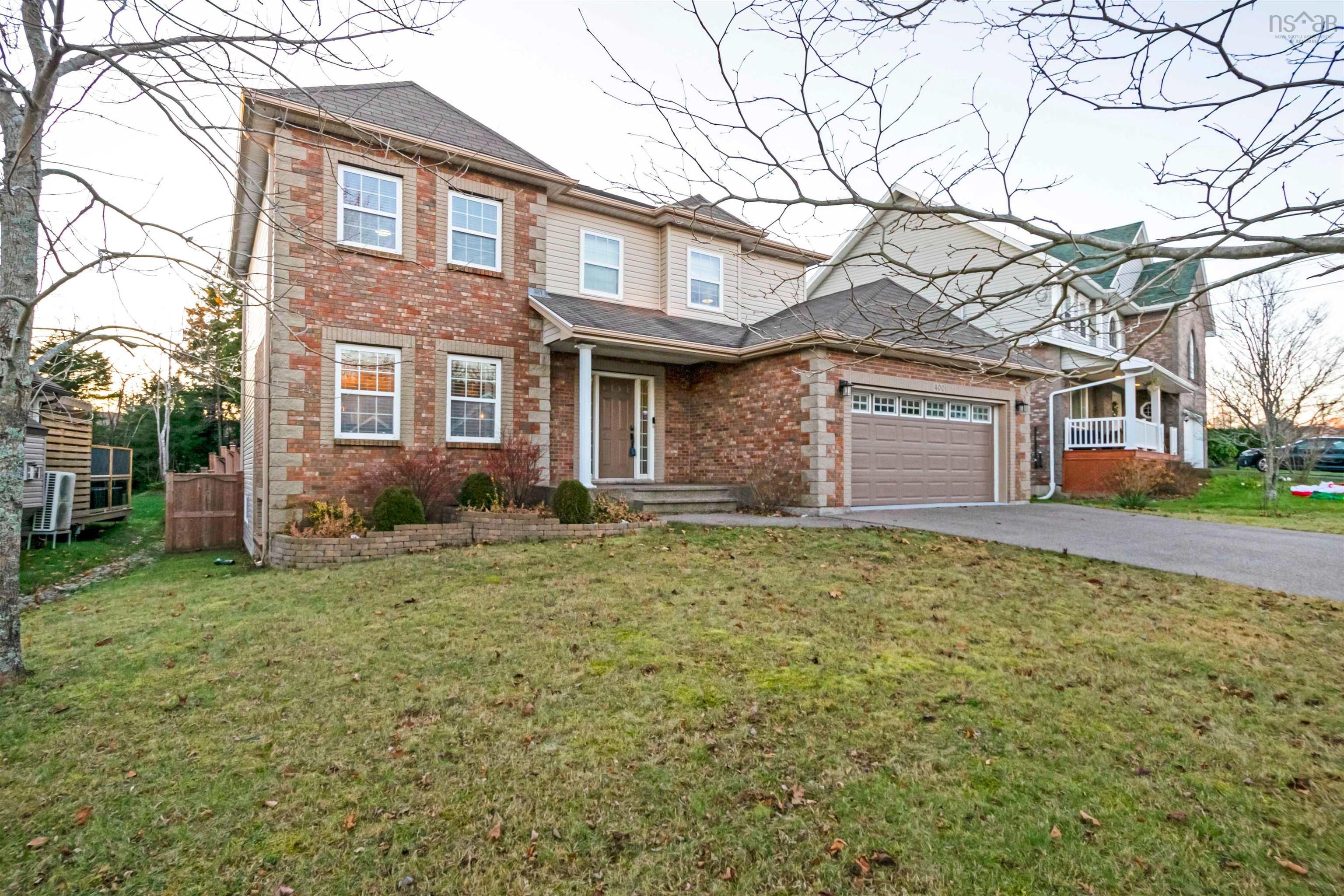 $850,000.00: 400 Portland Hills Drive, Dartmouth