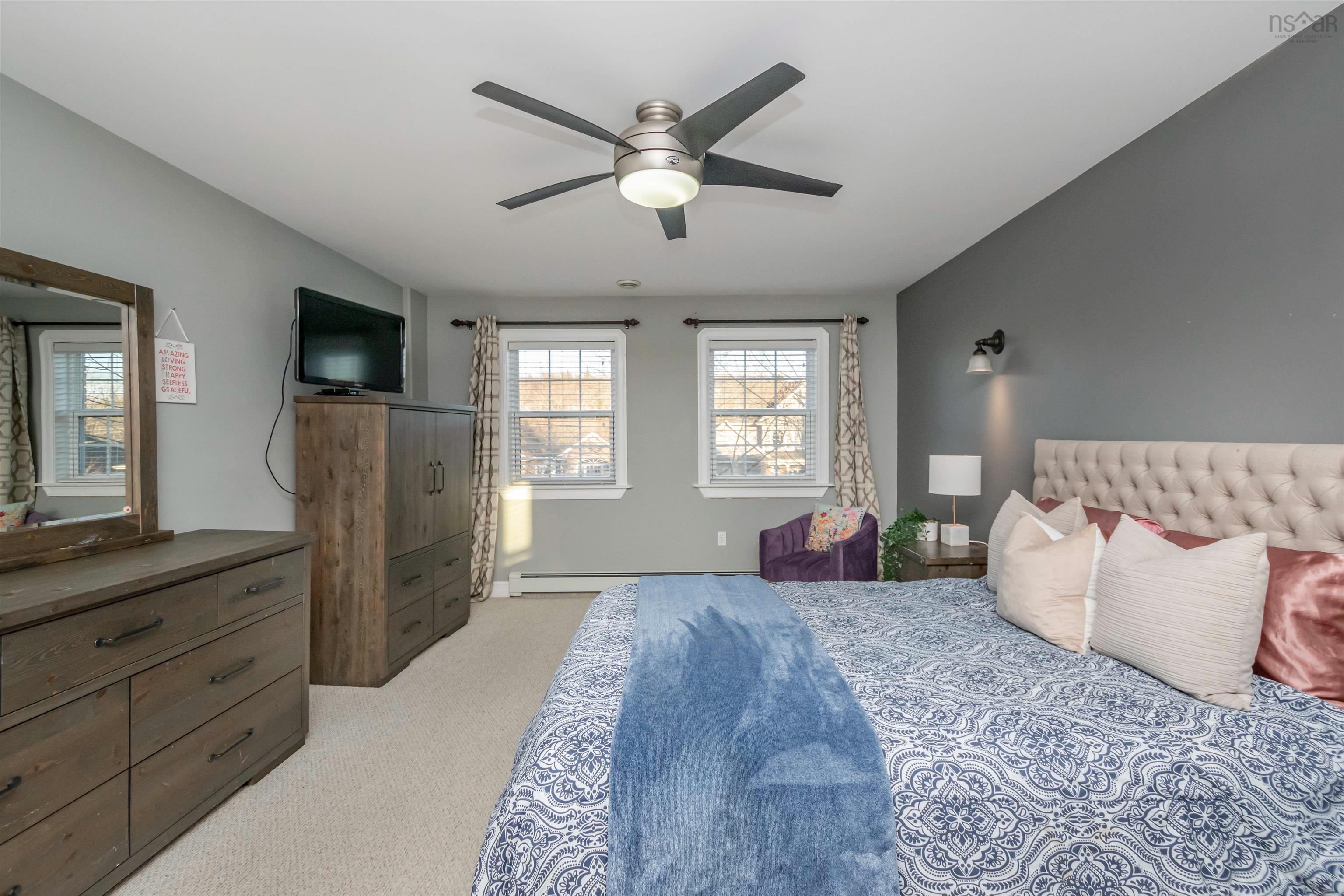 $850,000.00: 400 Portland Hills Drive, Dartmouth