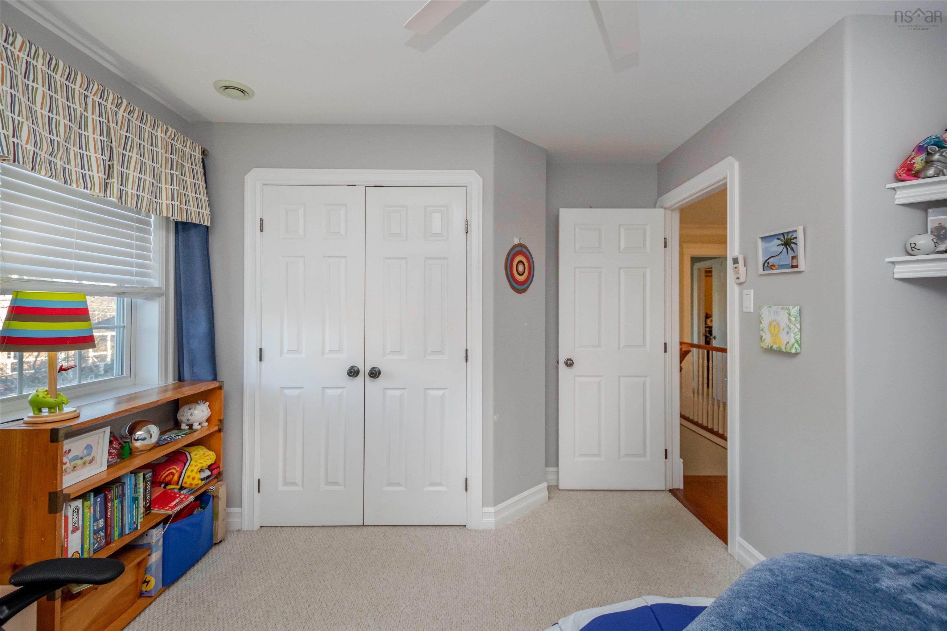 $850,000.00: 400 Portland Hills Drive, Dartmouth