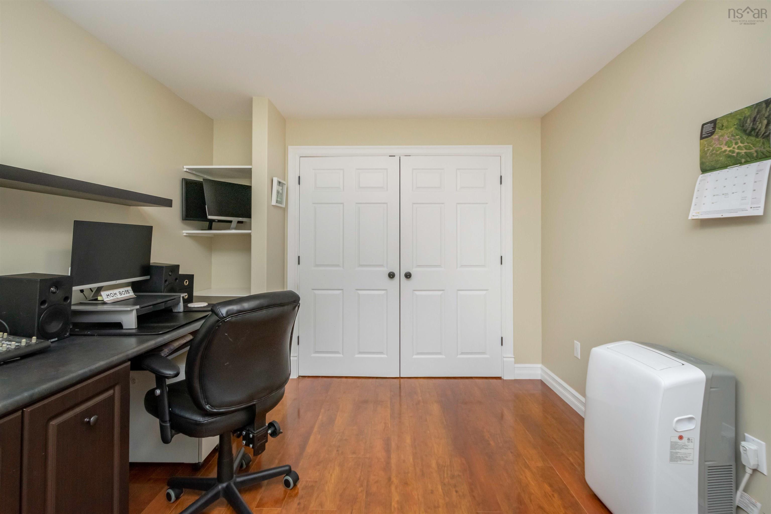 $850,000.00: 400 Portland Hills Drive, Dartmouth