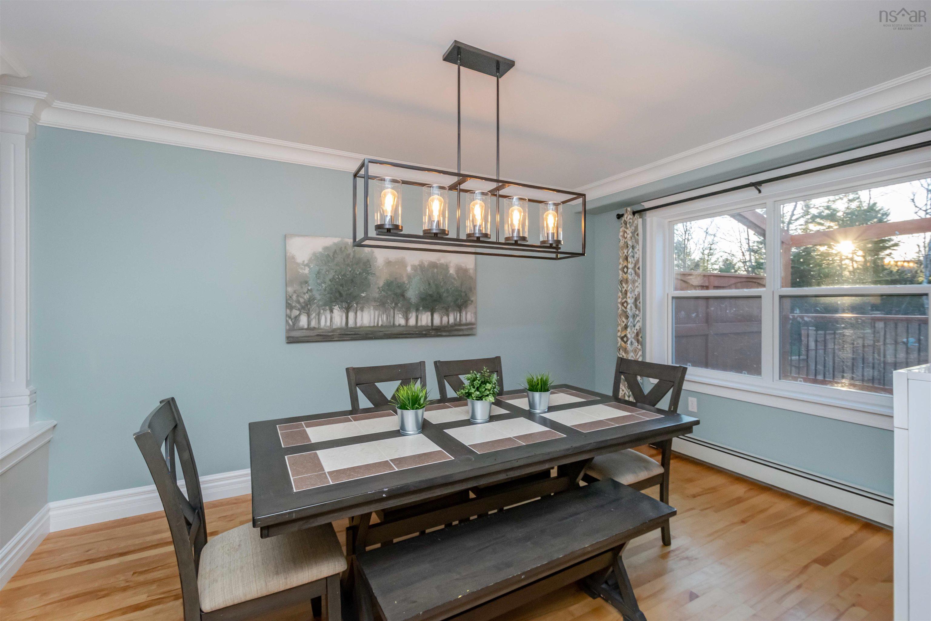 $850,000.00: 400 Portland Hills Drive, Dartmouth