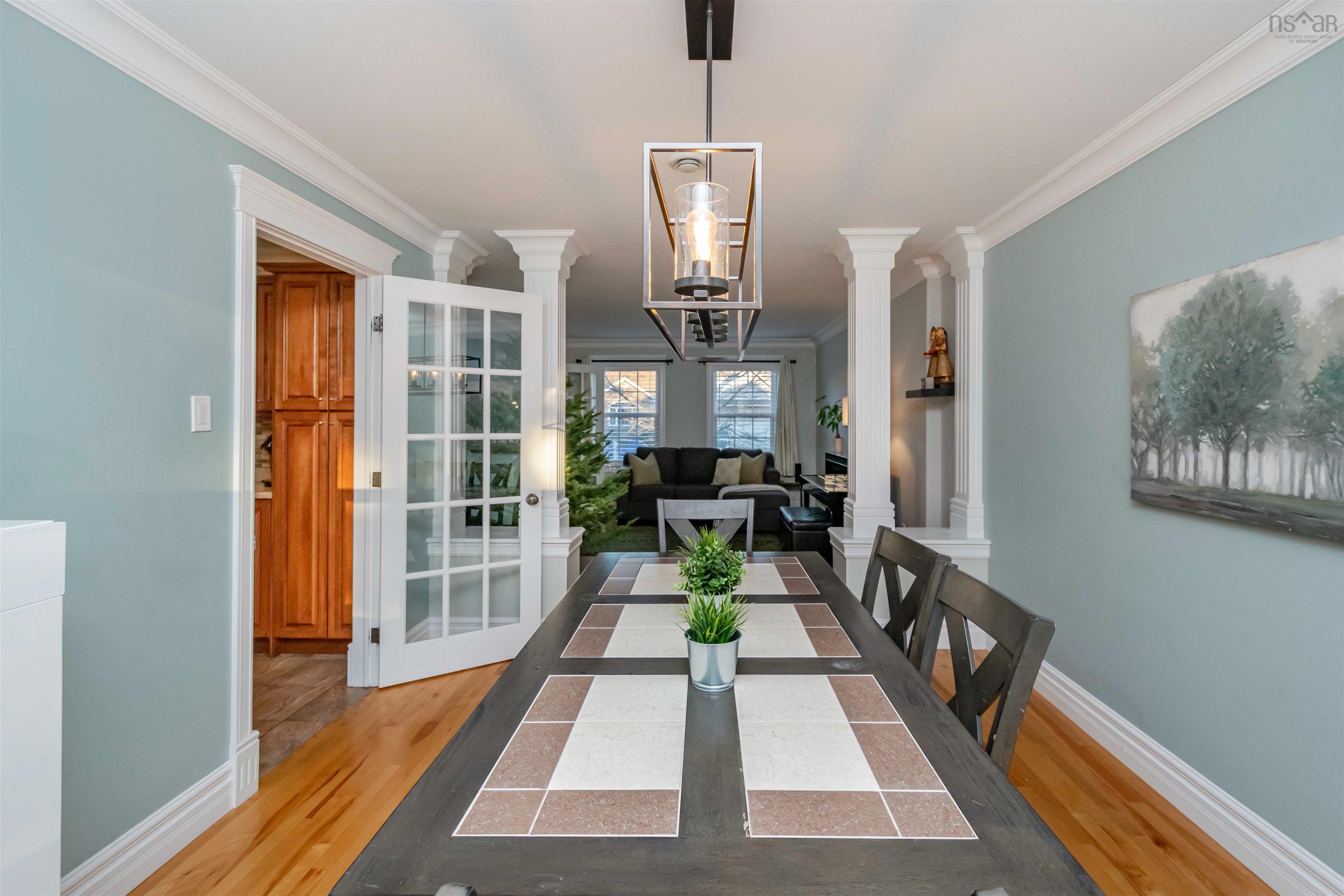 $850,000.00: 400 Portland Hills Drive, Dartmouth